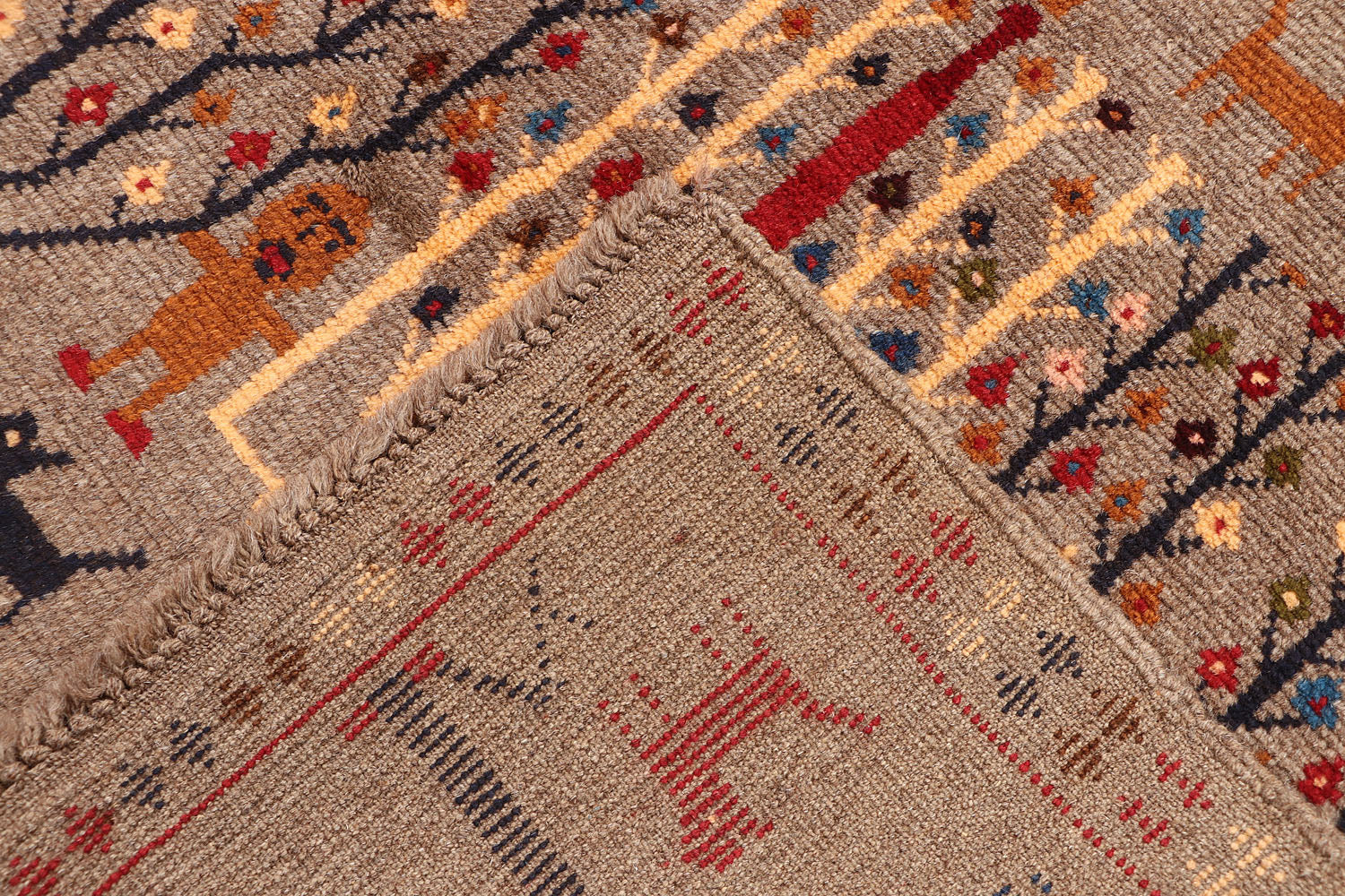 PICTORIAL RUGS