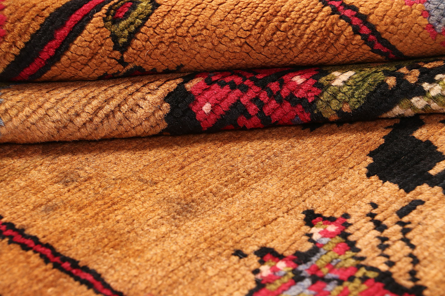 PICTORIAL RUGS
