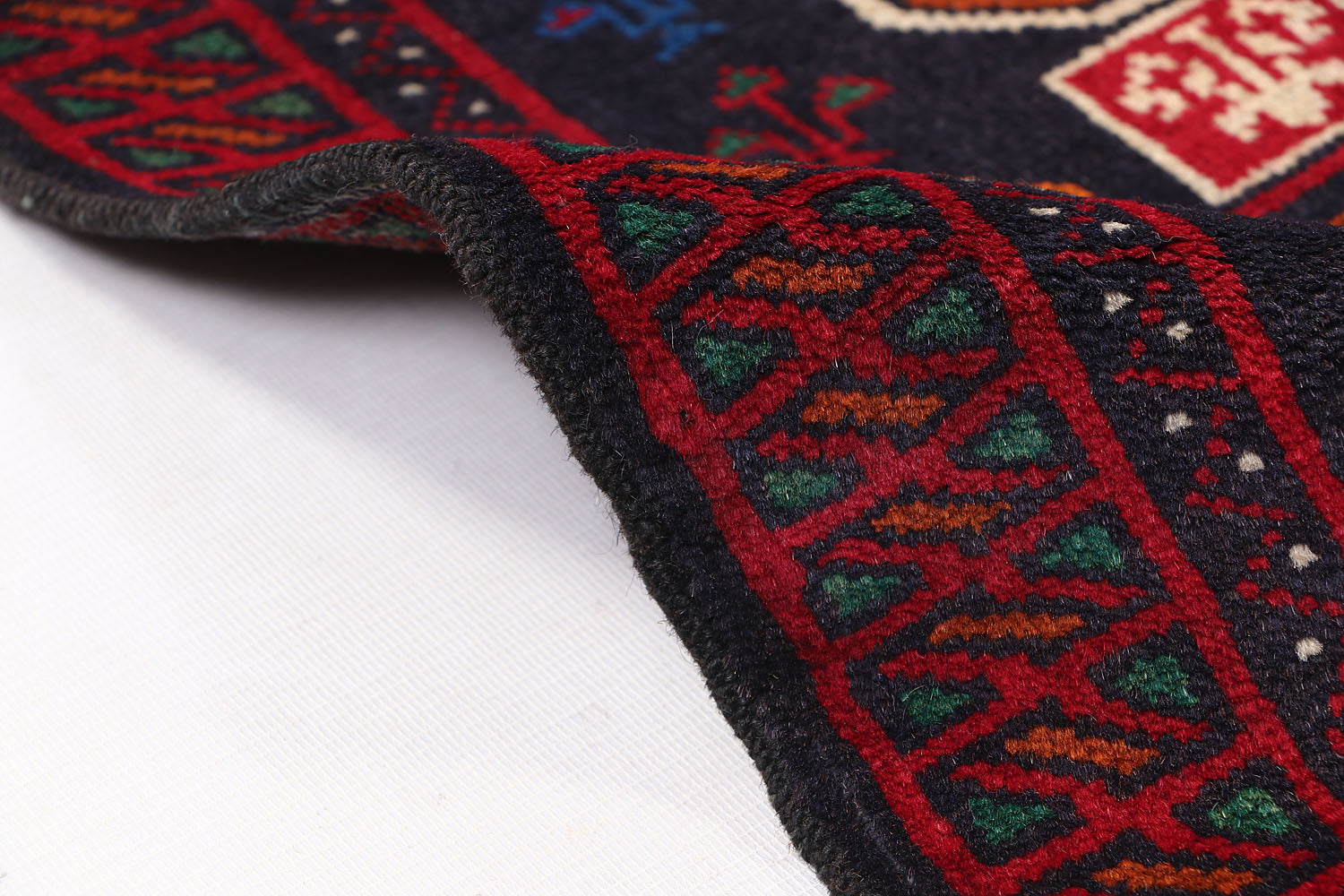 PICTORIAL RUGS