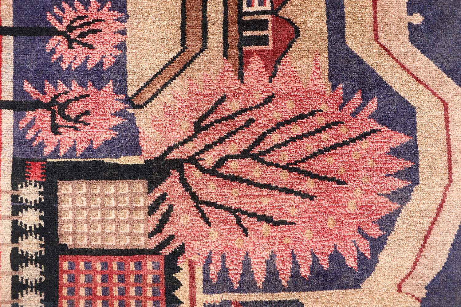 PICTORIAL RUGS