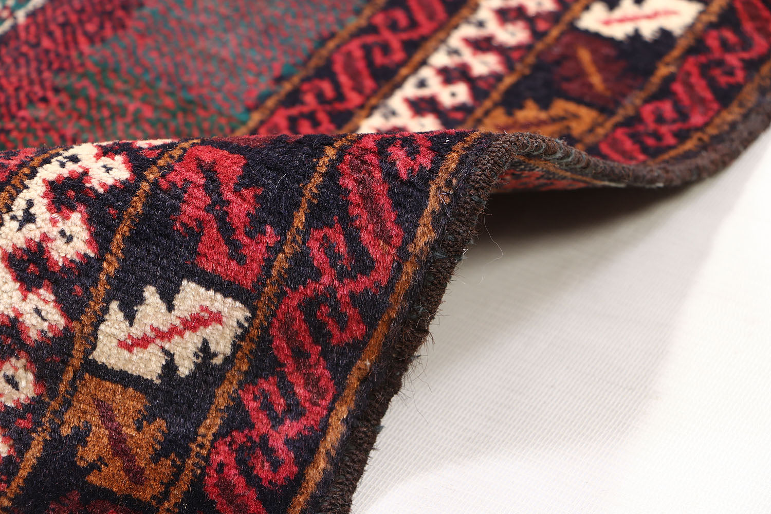 PICTORIAL RUGS