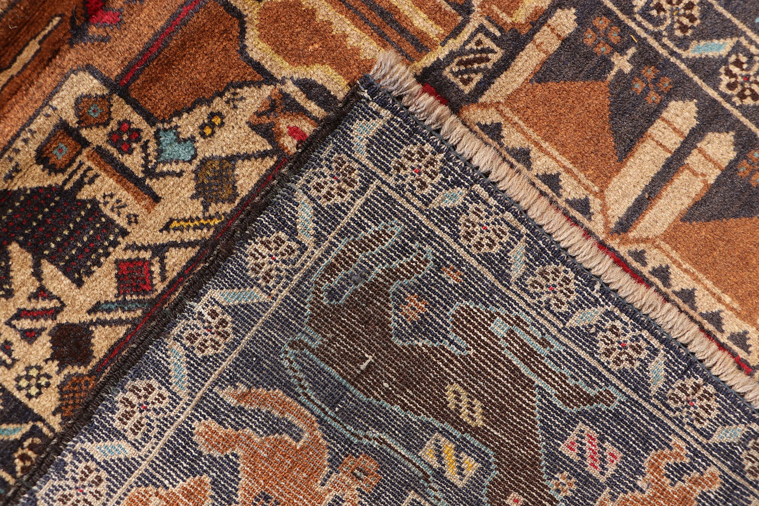 PICTORIAL RUGS