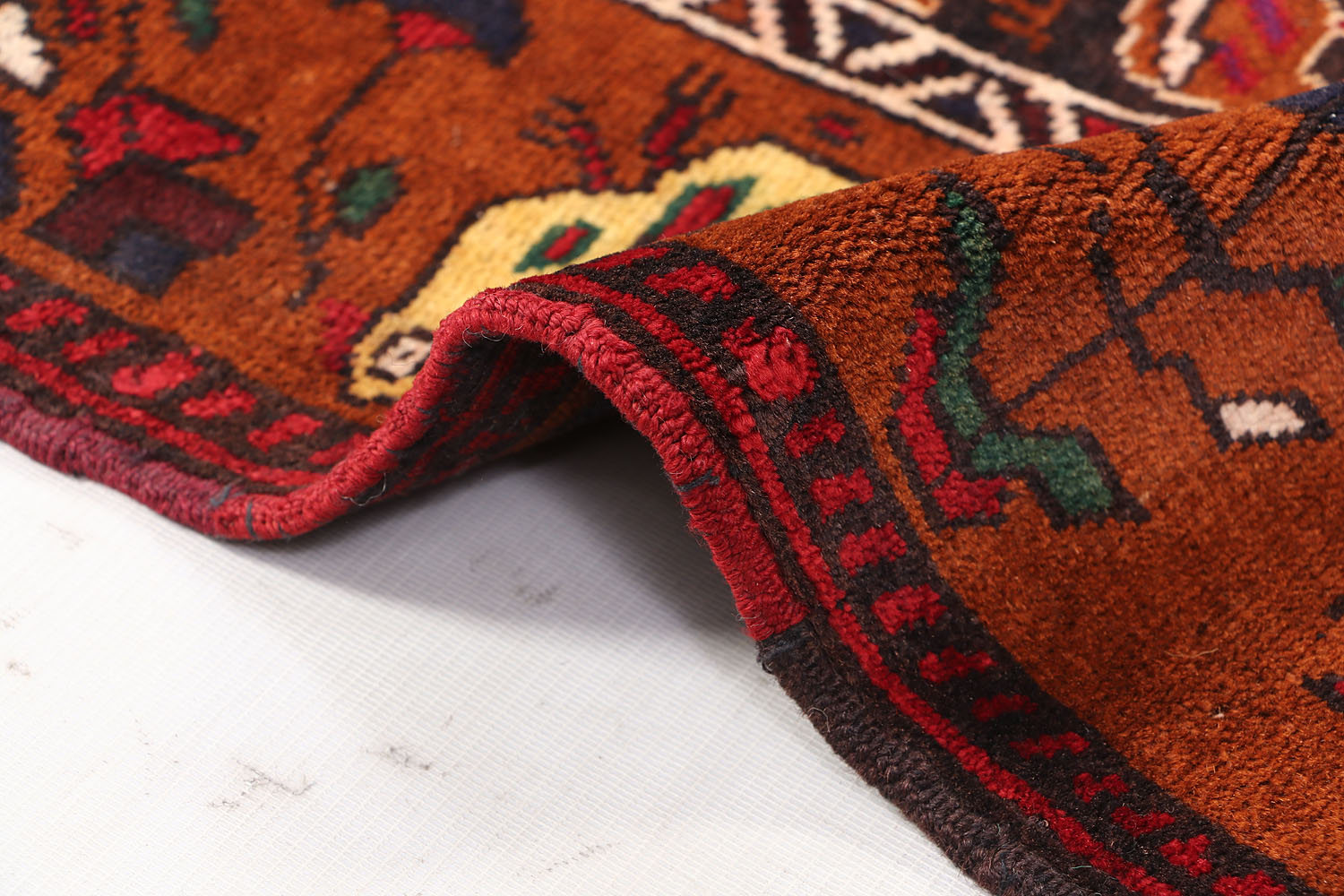 PICTORIAL RUGS