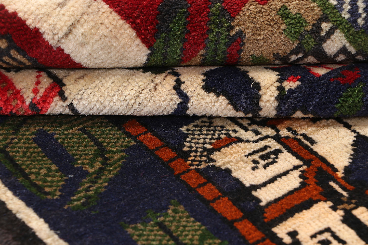 PICTORIAL RUGS