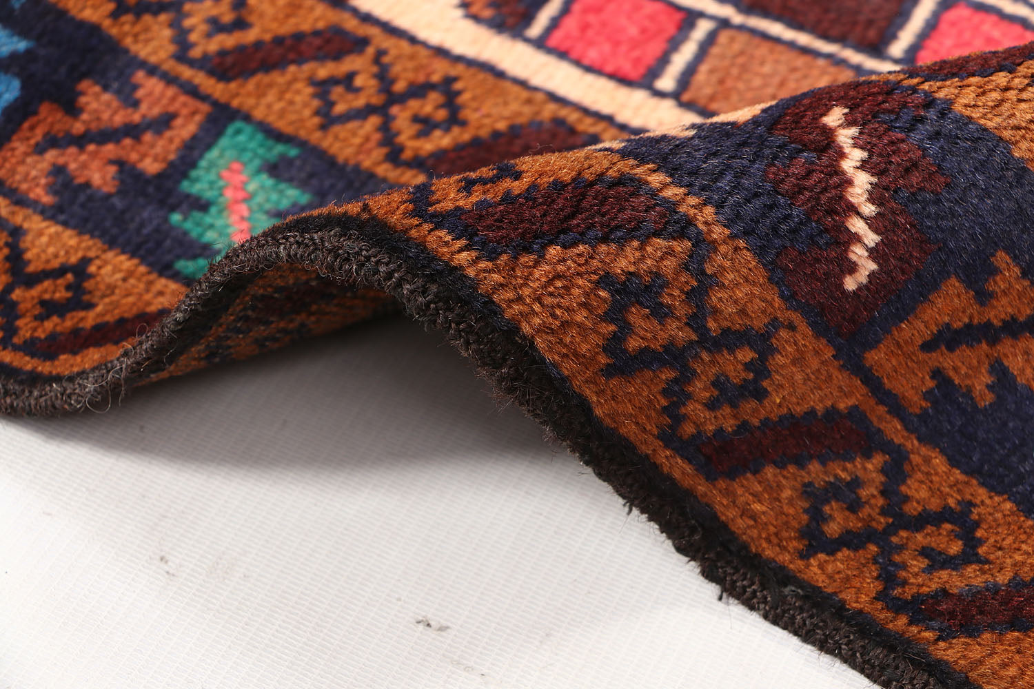PICTORIAL RUGS