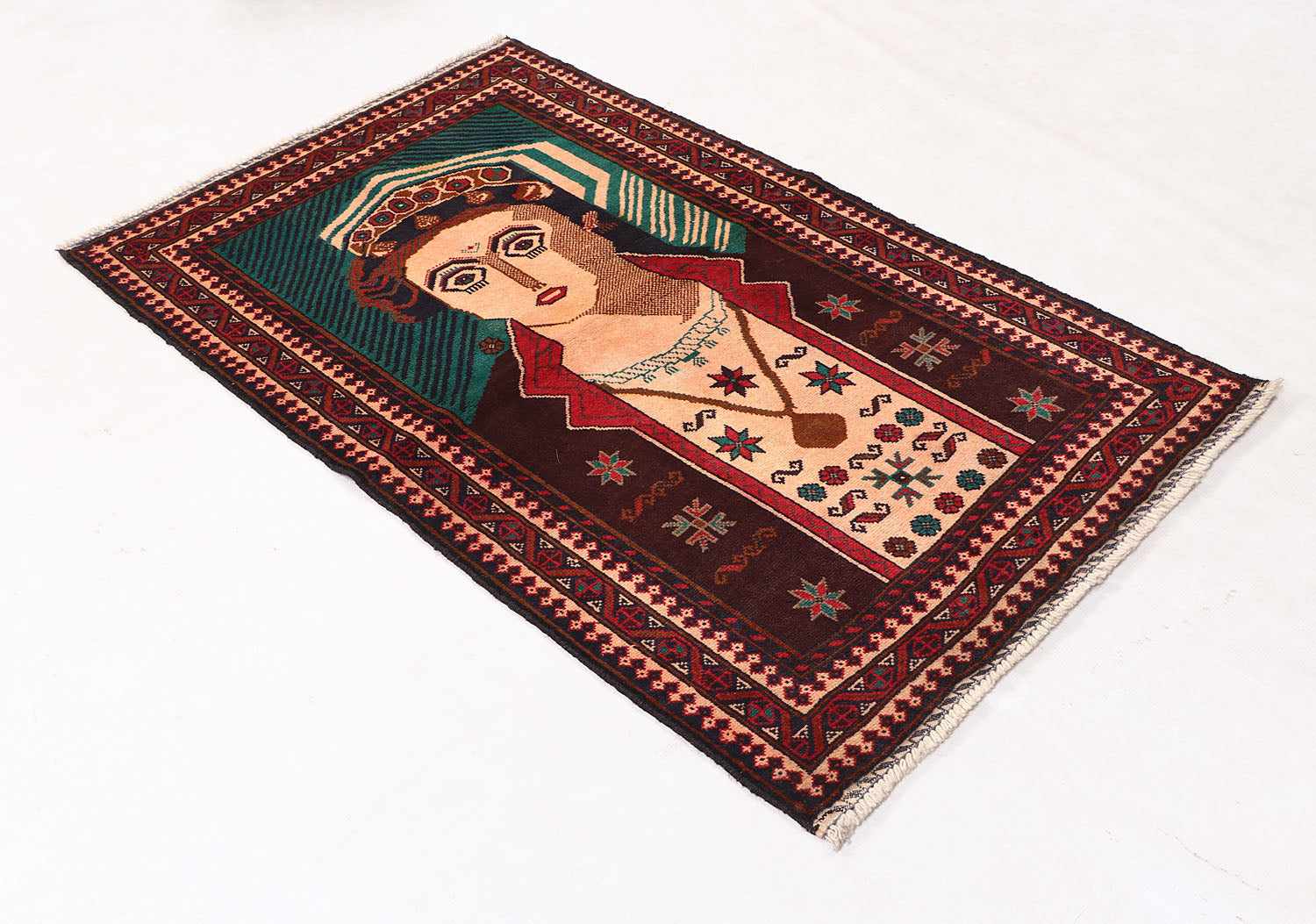 PICTORIAL RUGS