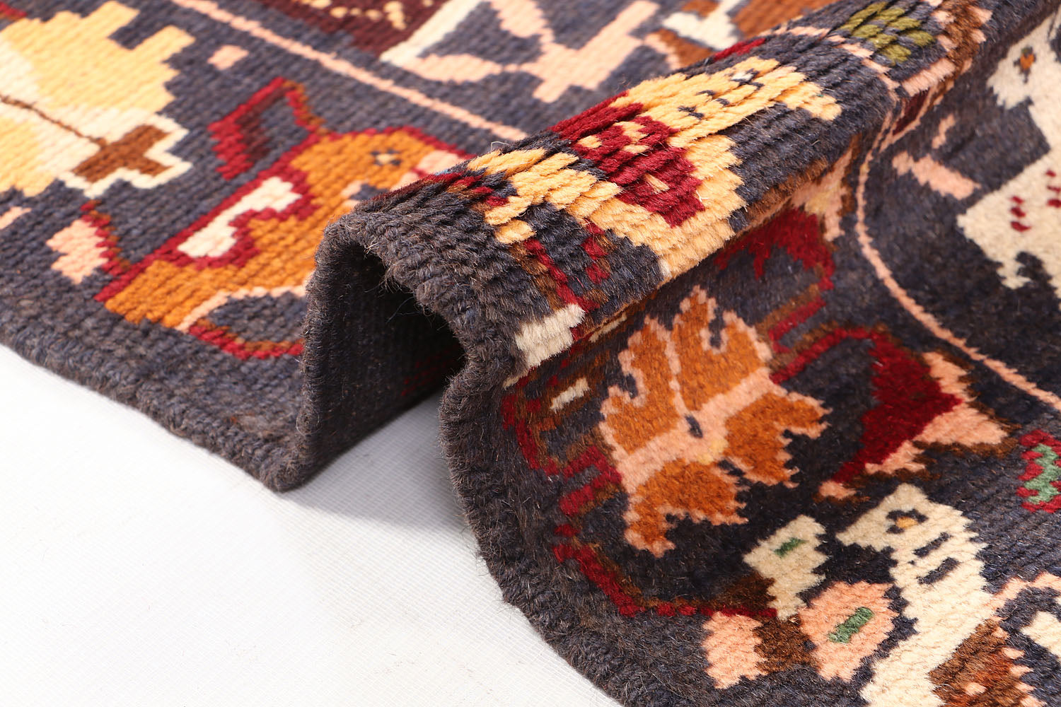 PICTORIAL RUGS