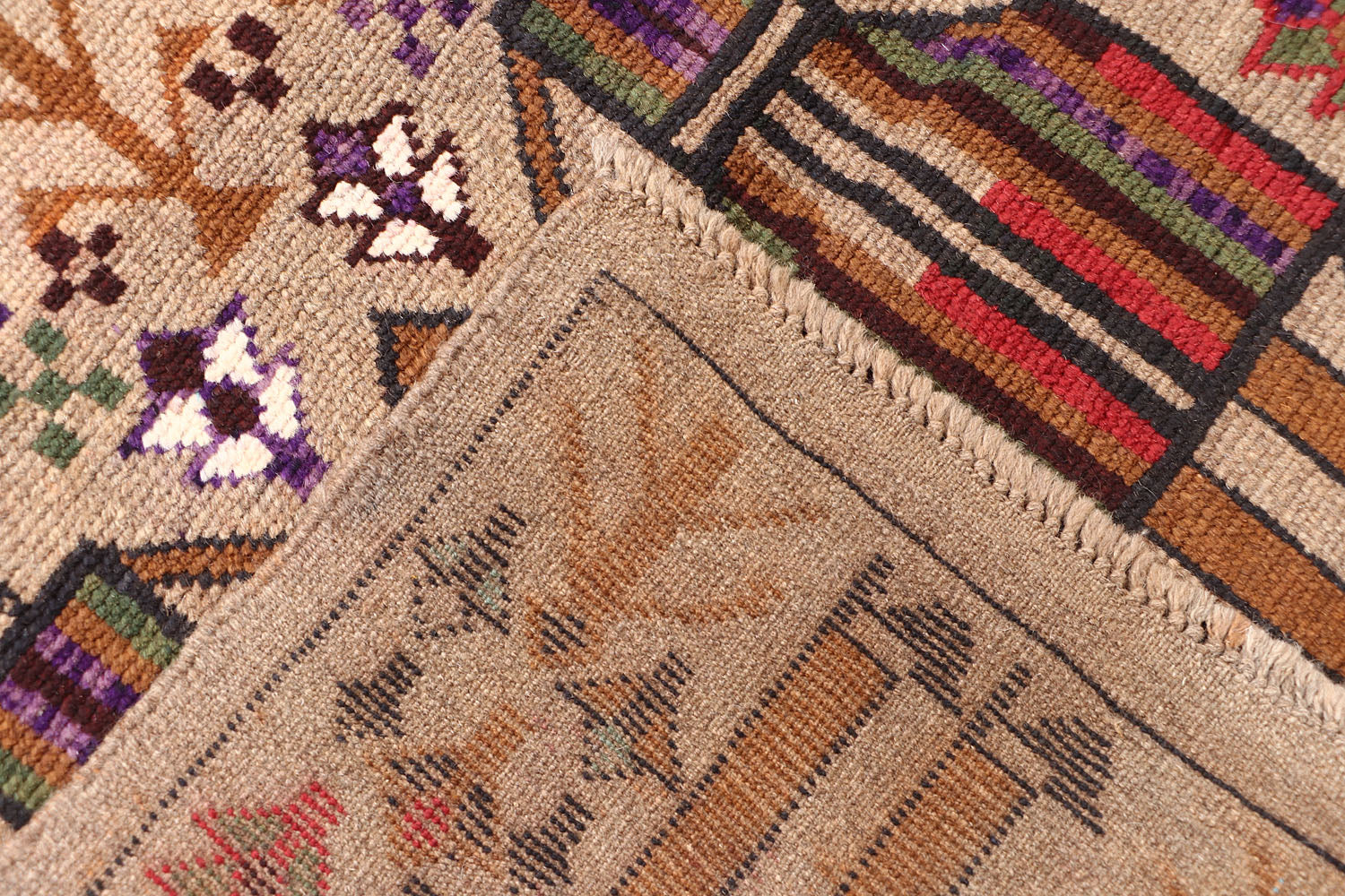 PICTORIAL RUGS