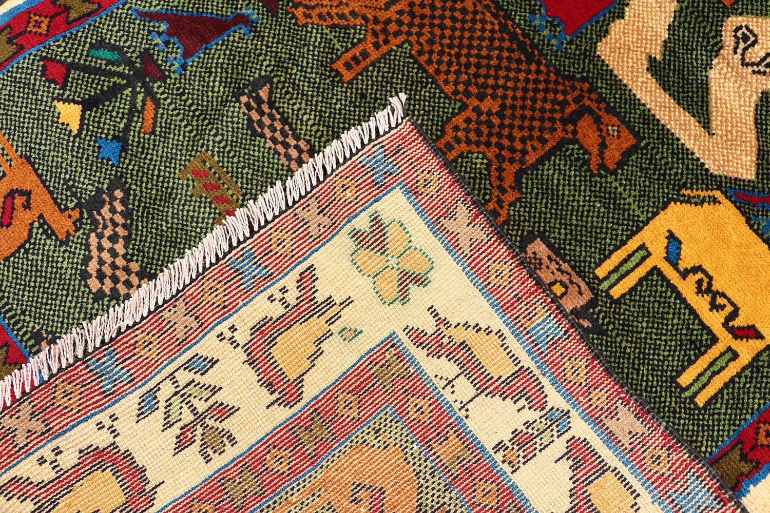PICTORIAL RUGS
