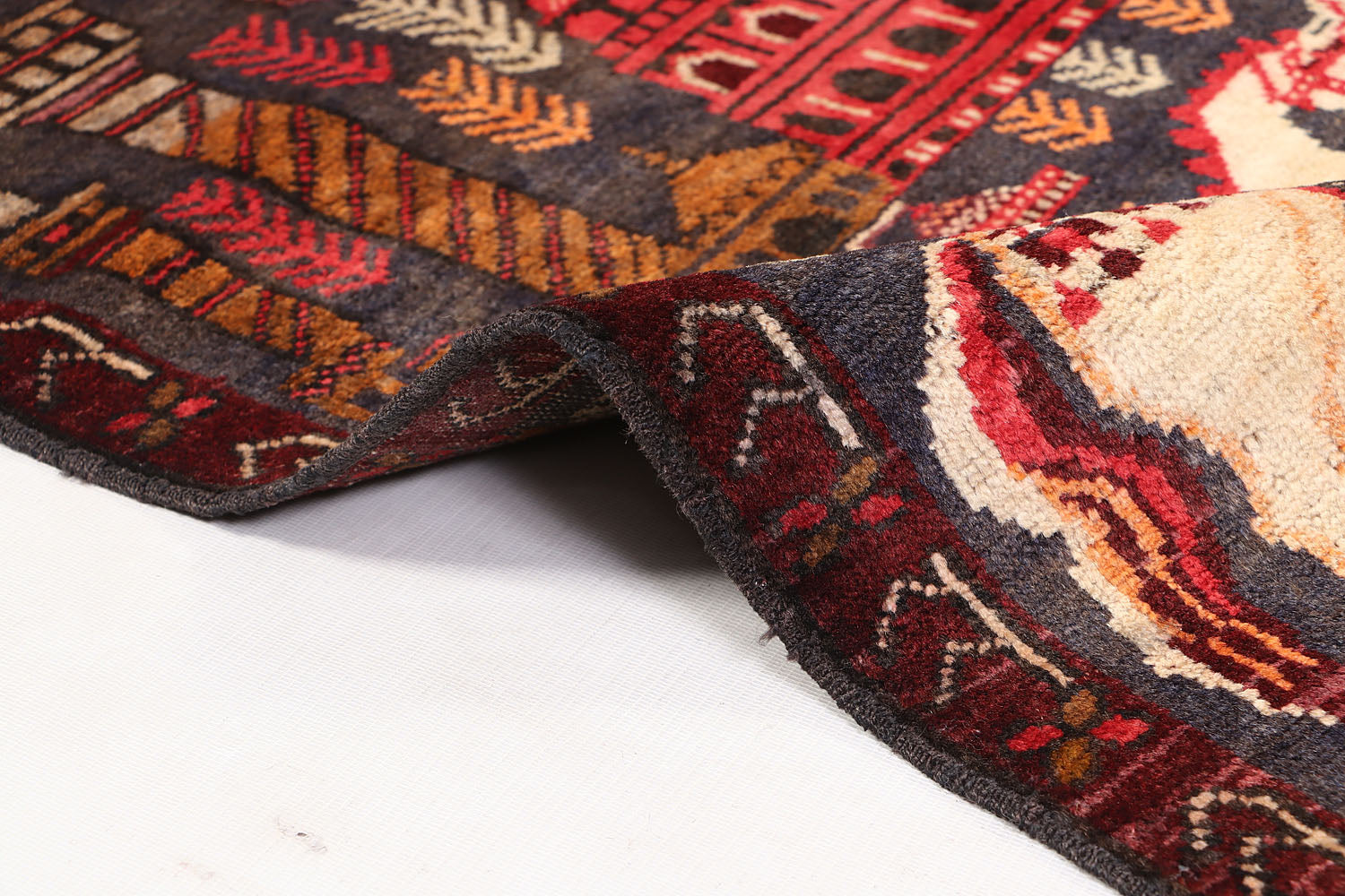PICTORIAL RUGS