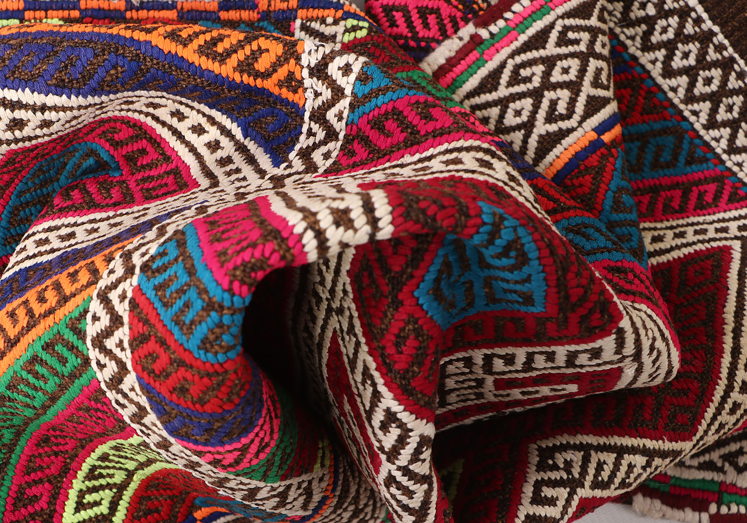 2' 6" X 7' 6" Multy Handmade Suzani Kilim Rug Runner