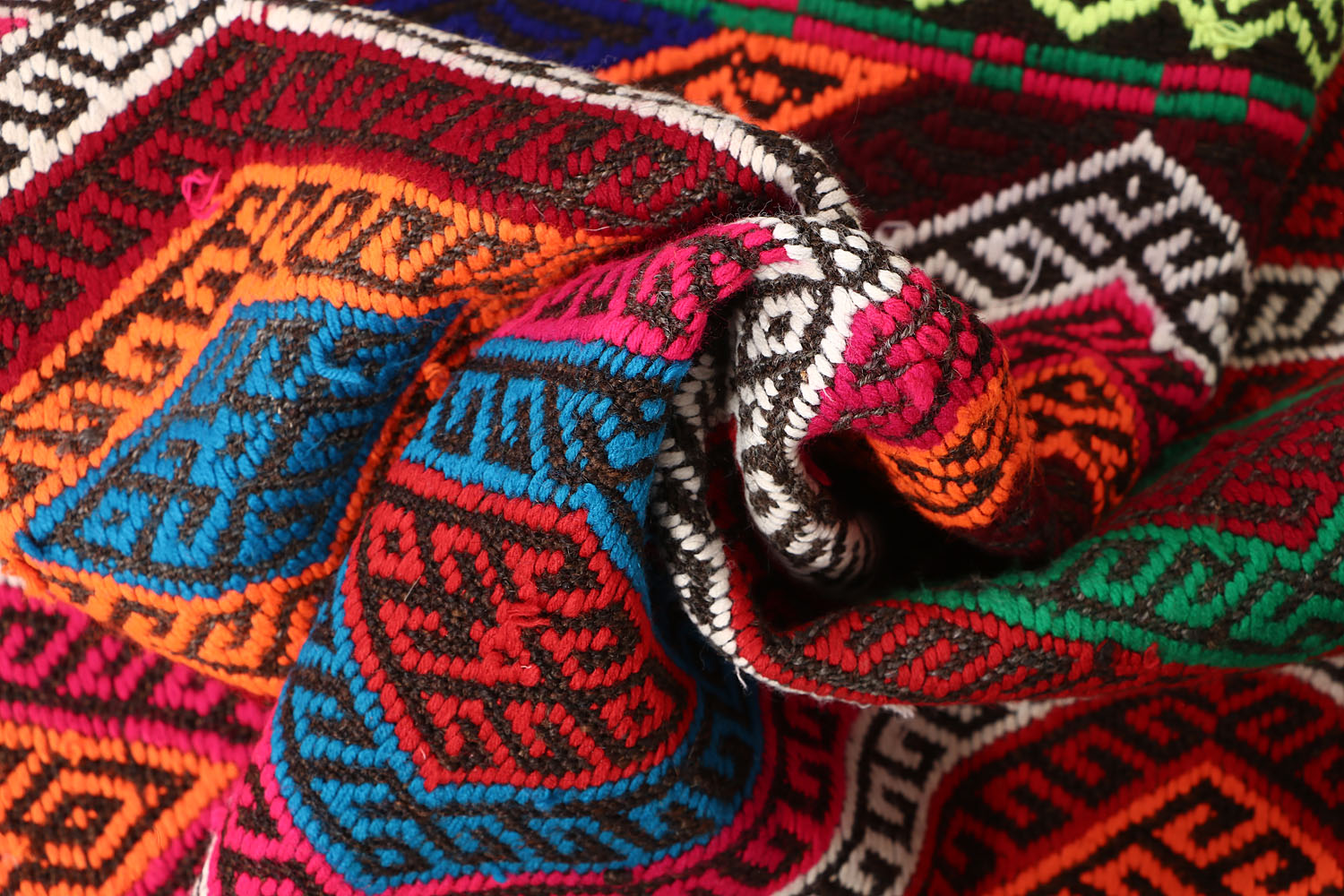2' 6" x 8' Multy Handmade Suzani Kilim Rug Runner