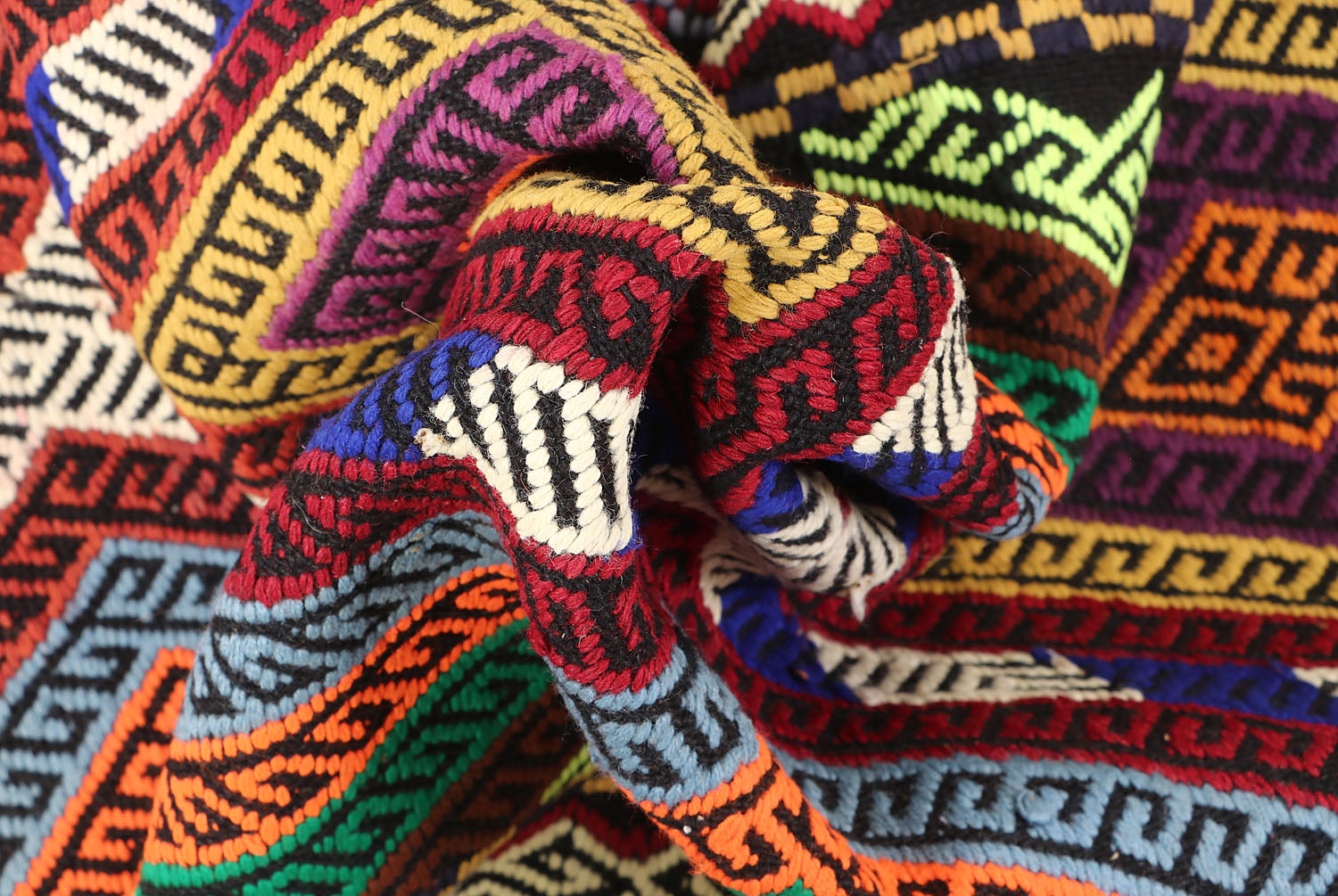 SUZANI KILIMS