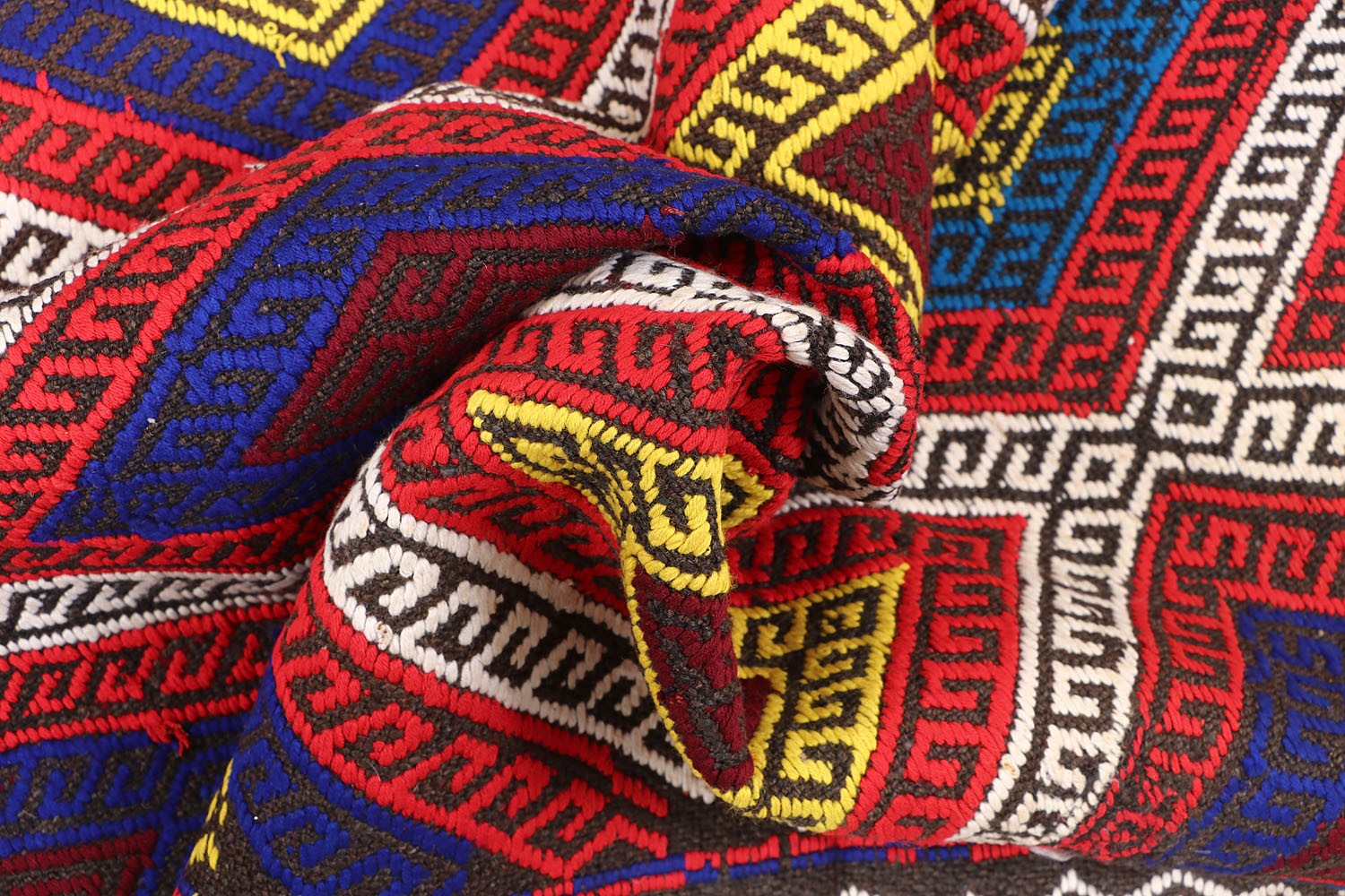 SUZANI KILIMS