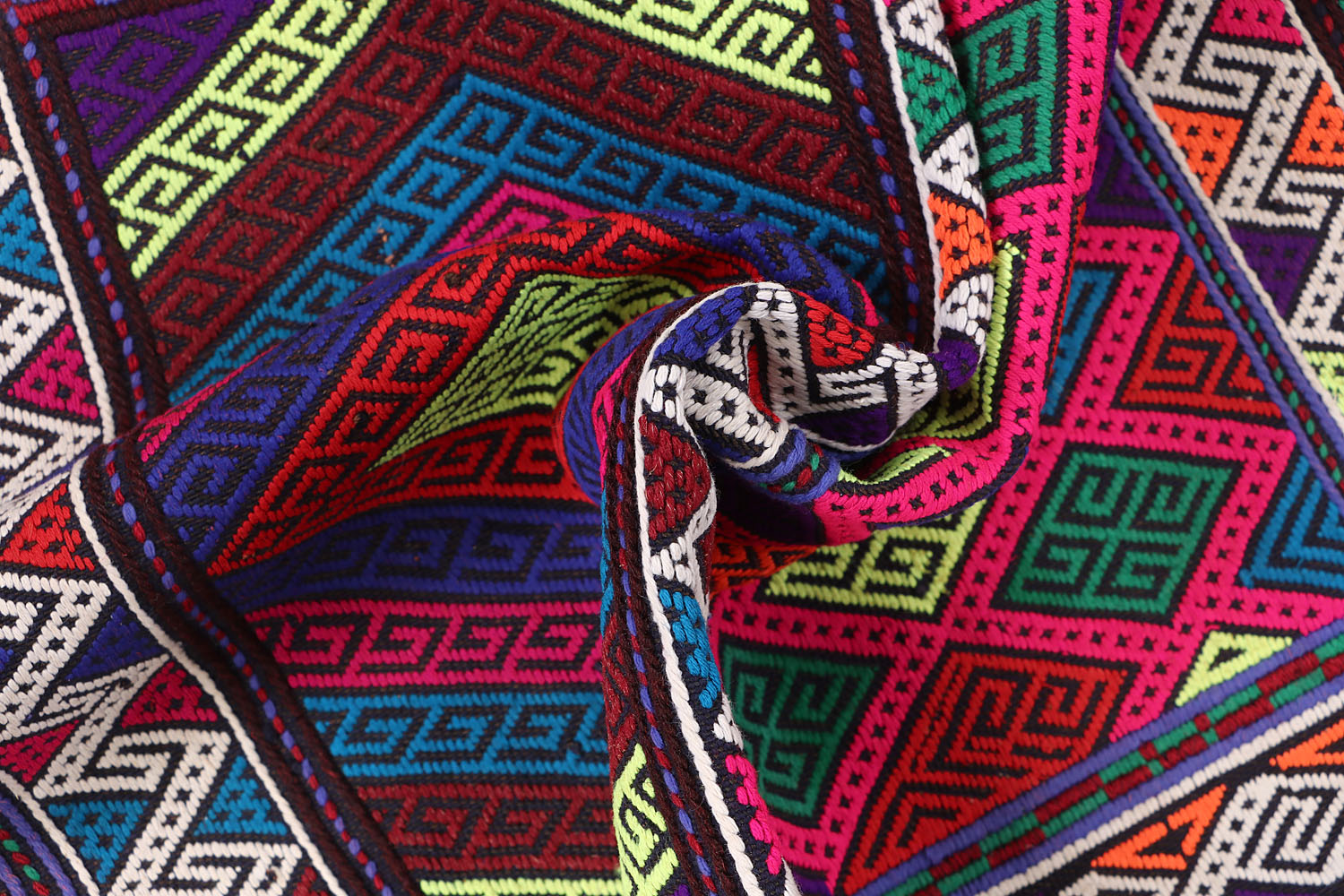 SUZANI KILIMS