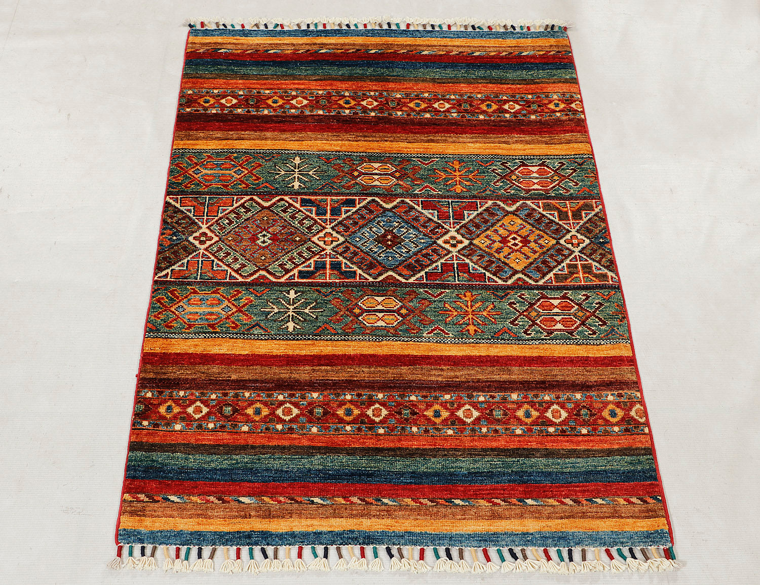 Khurjeen Persian Hand Knotted Wool Rug Multicolor 3' x 4'