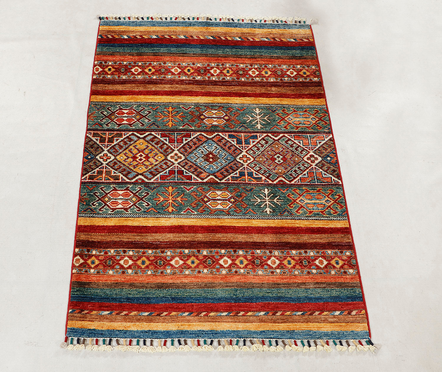 Khurjeen Persian Hand Knotted Wool Rug Multicolor 3' x 4'