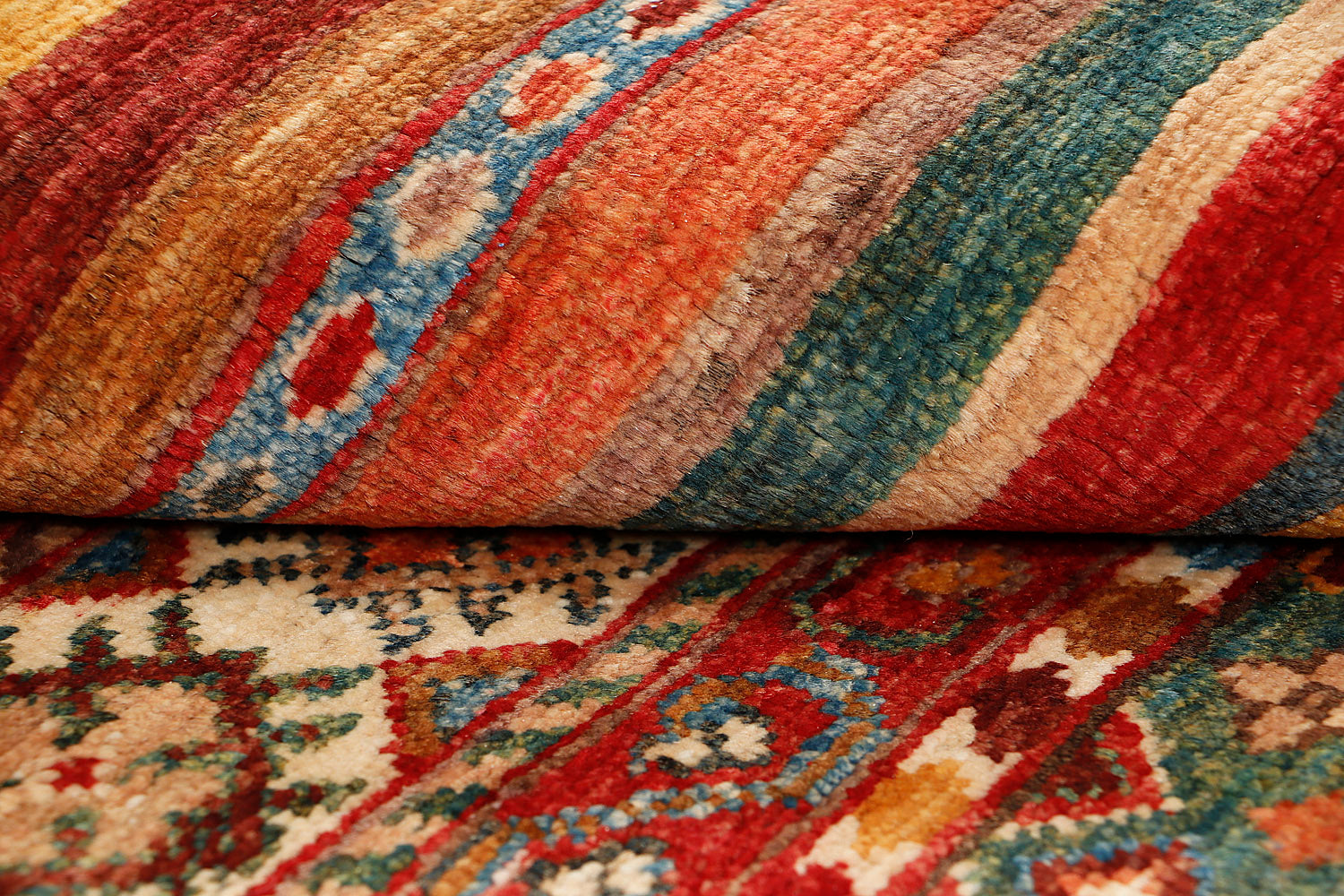 Khurjeen Persian Hand Knotted Wool Rug Multicolor 3' x 4'
