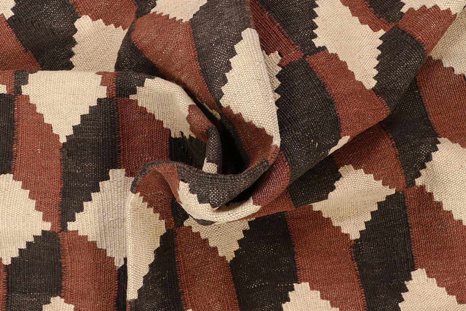 VEGGIE DYE KILIMS