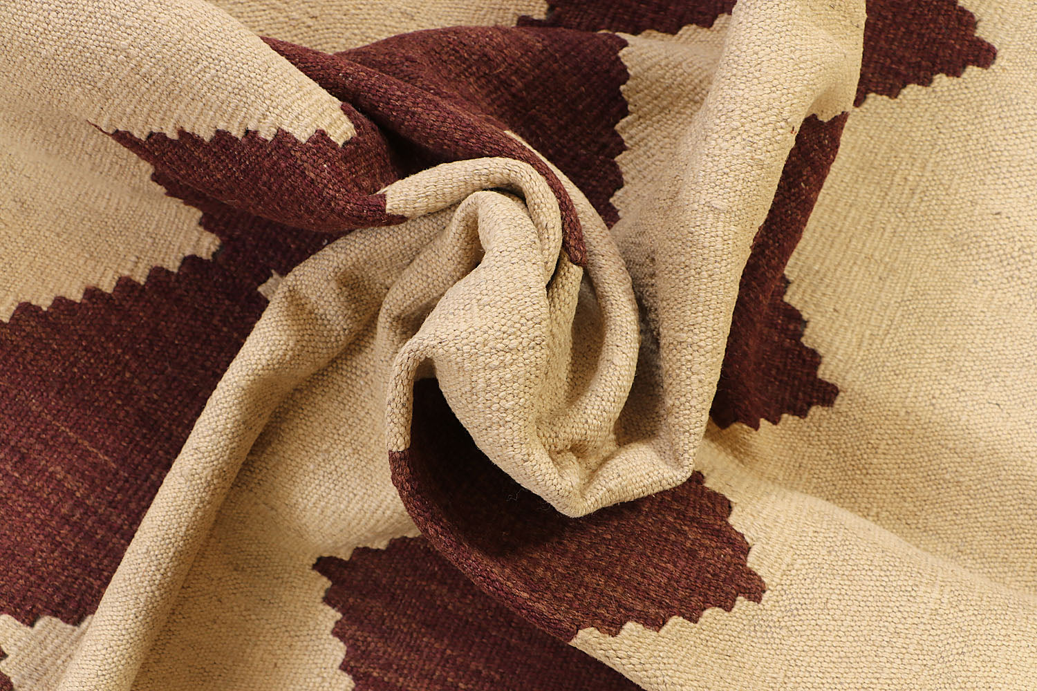 VEGGIE DYE KILIMS