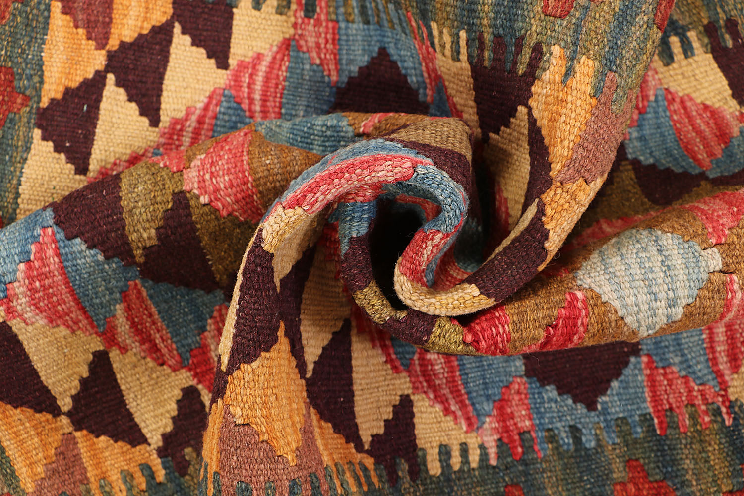 3' 3" X 3' 3''  Multy Handmade Veggie Dye Kilim Rug Square