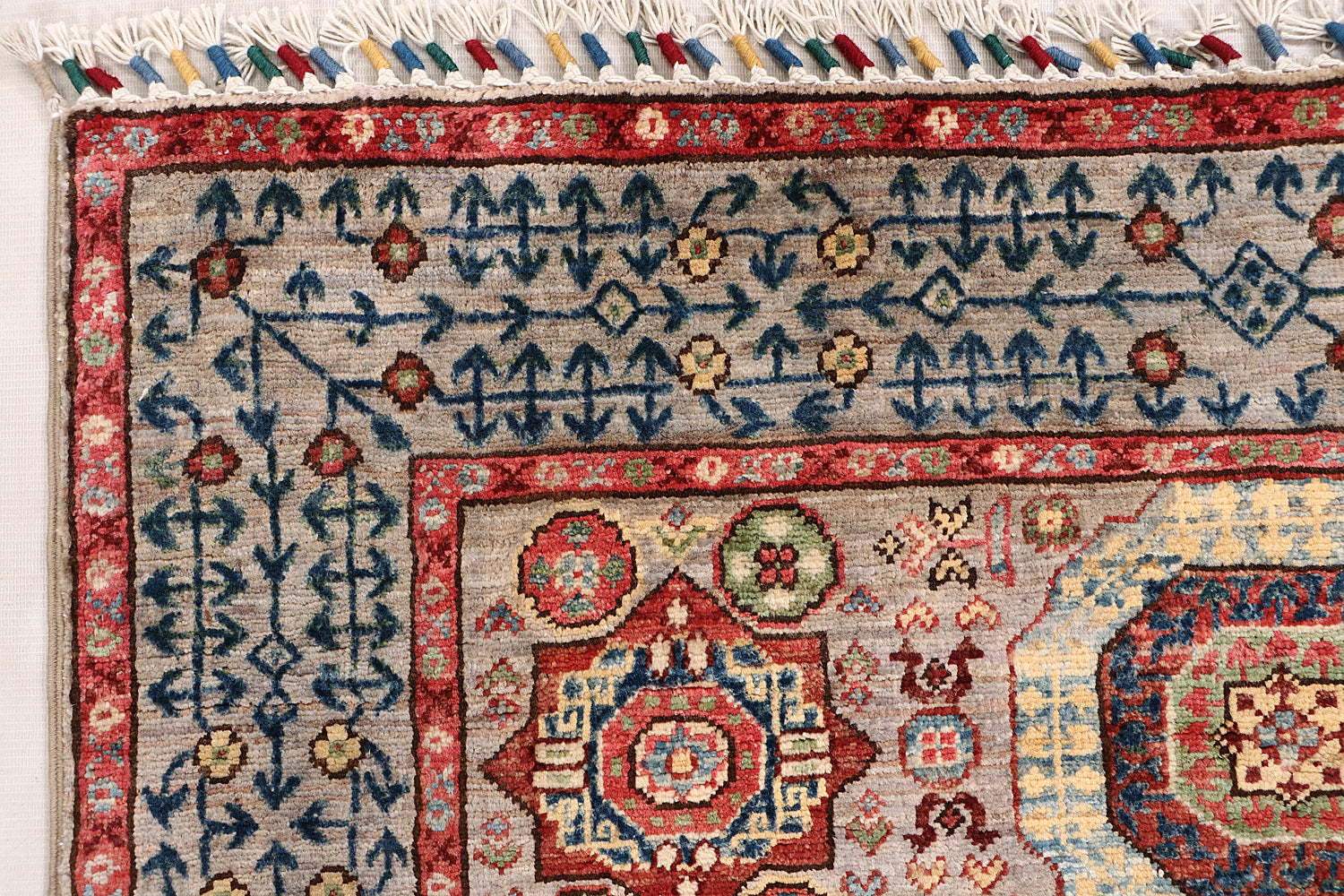 Handmade Persian Rug MAMLUK