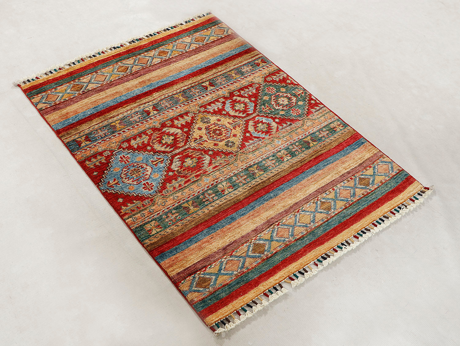 Khurjeen Persian Hand Knotted Wool Rug Multicolor 3' x 4'