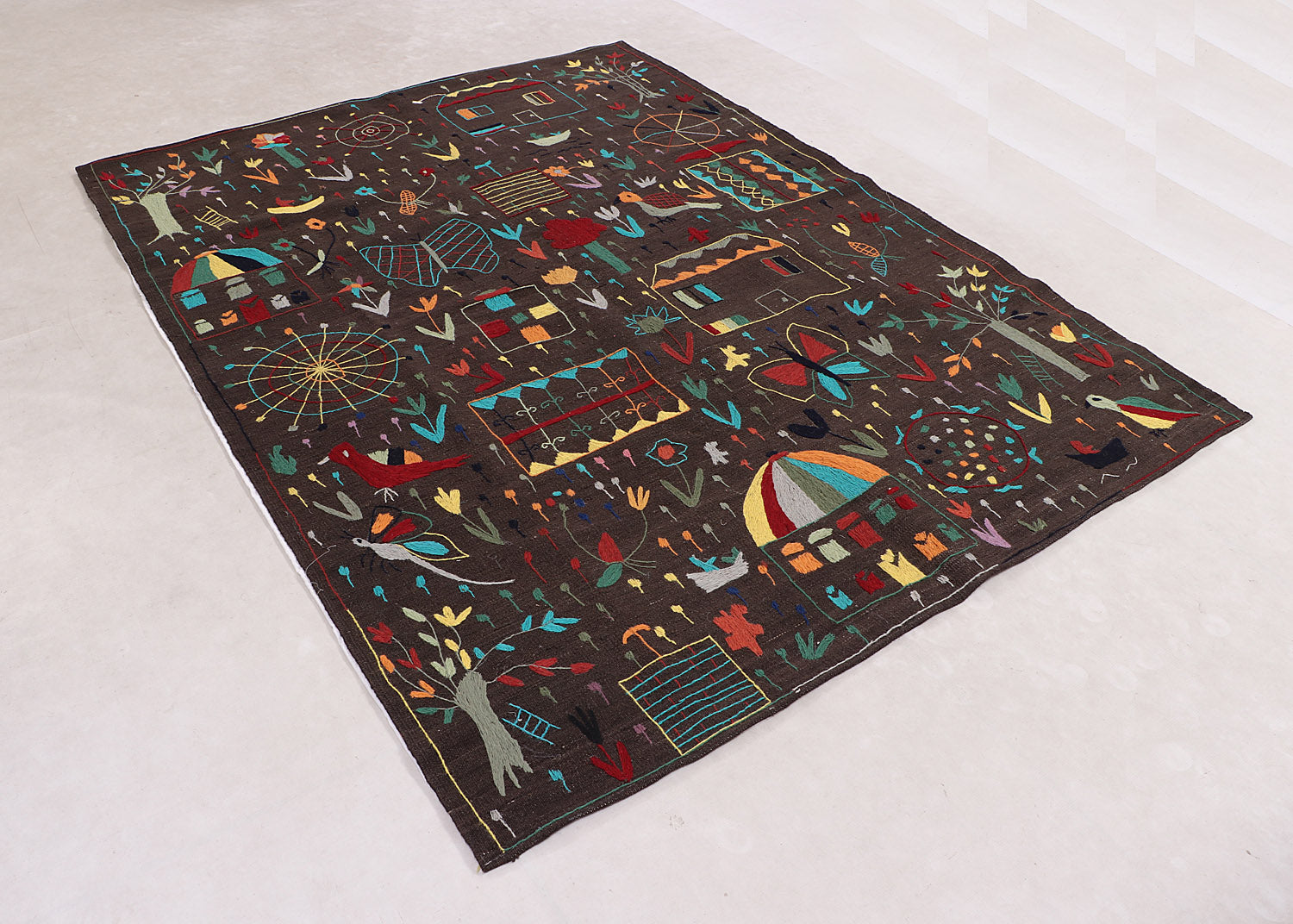 SUZANI KILIMS