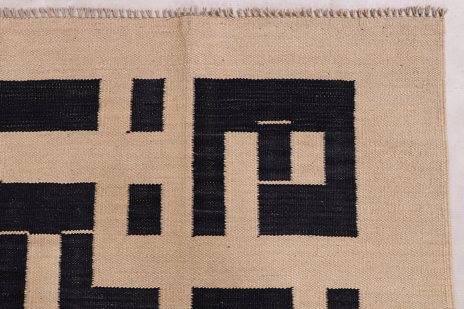 MODERN KILIMS