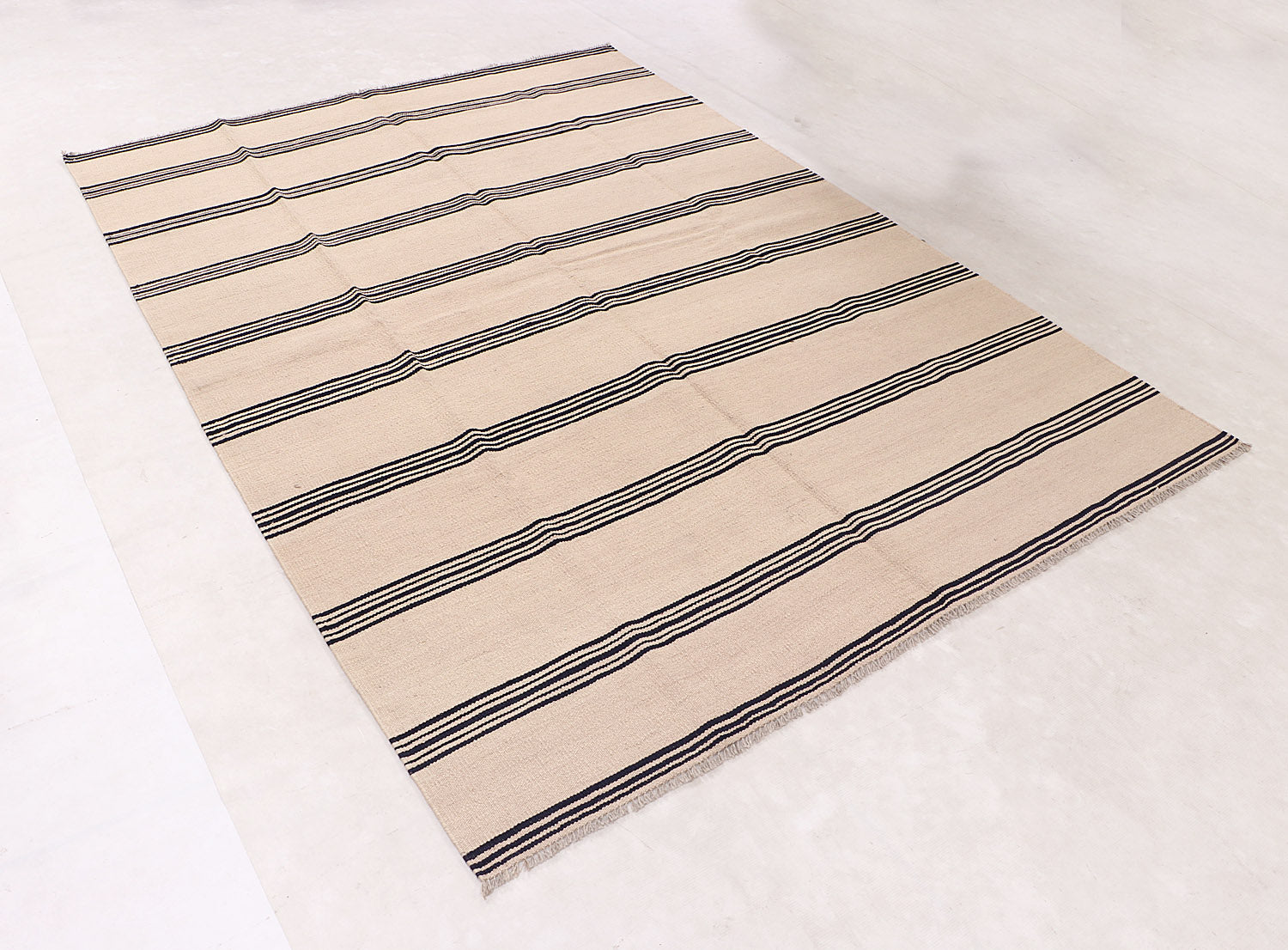 MODERN KILIMS