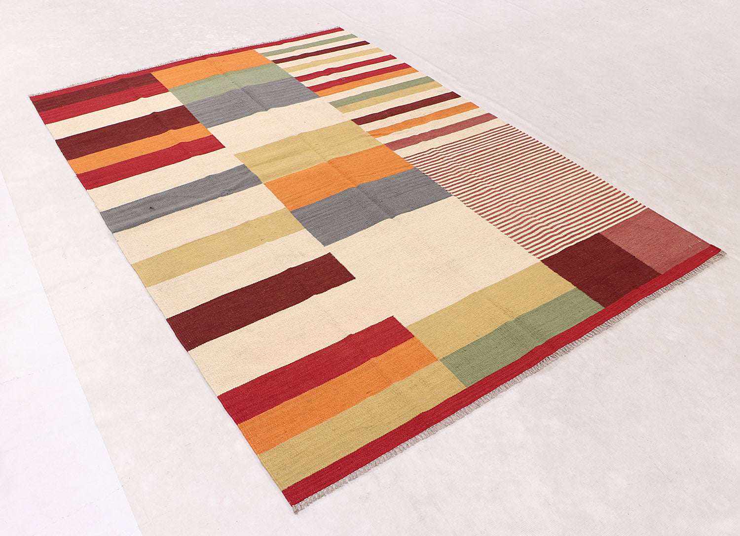 MODERN KILIMS