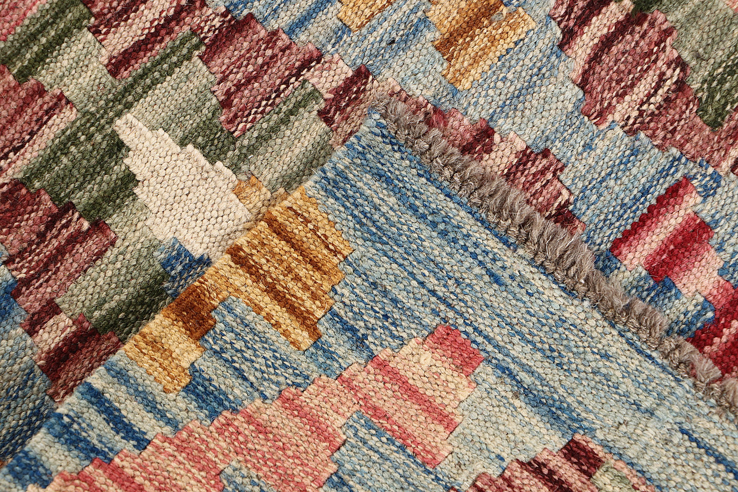 VEGGIE DYE KILIMS
