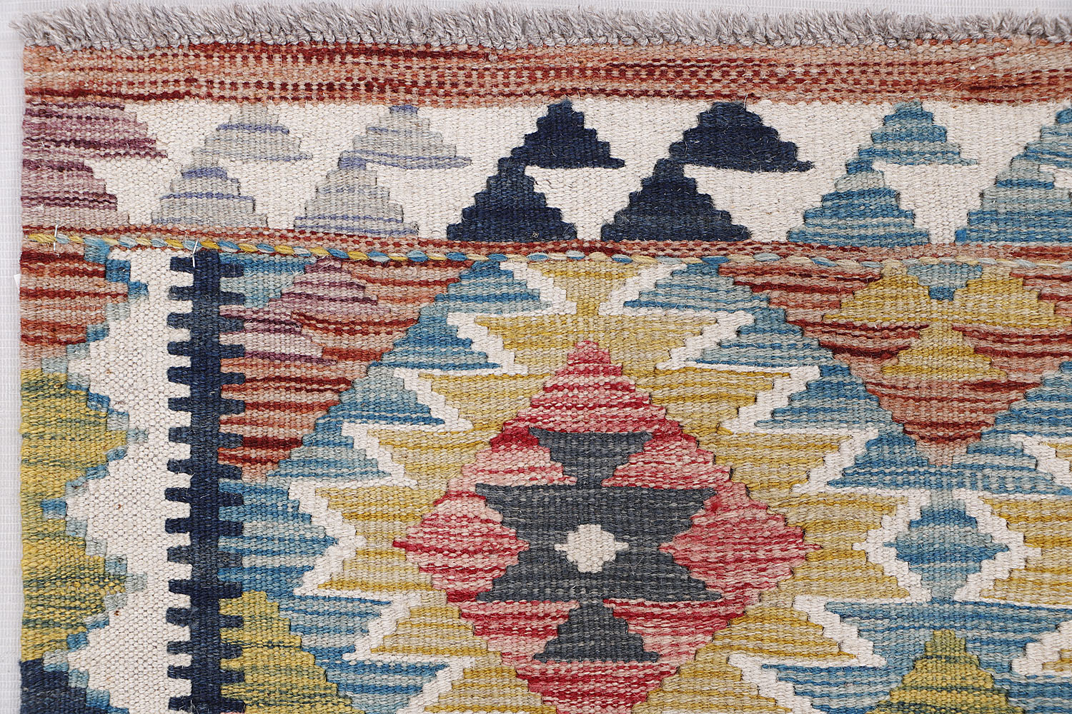 2' 6" x 4'  Multy Handmade Veggie Dye Kilim Rug Rectangular