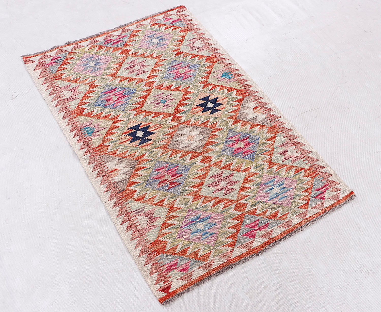 2' 6" x 4'  Multy Handmade Veggie Dye Kilim Rug Rectangular