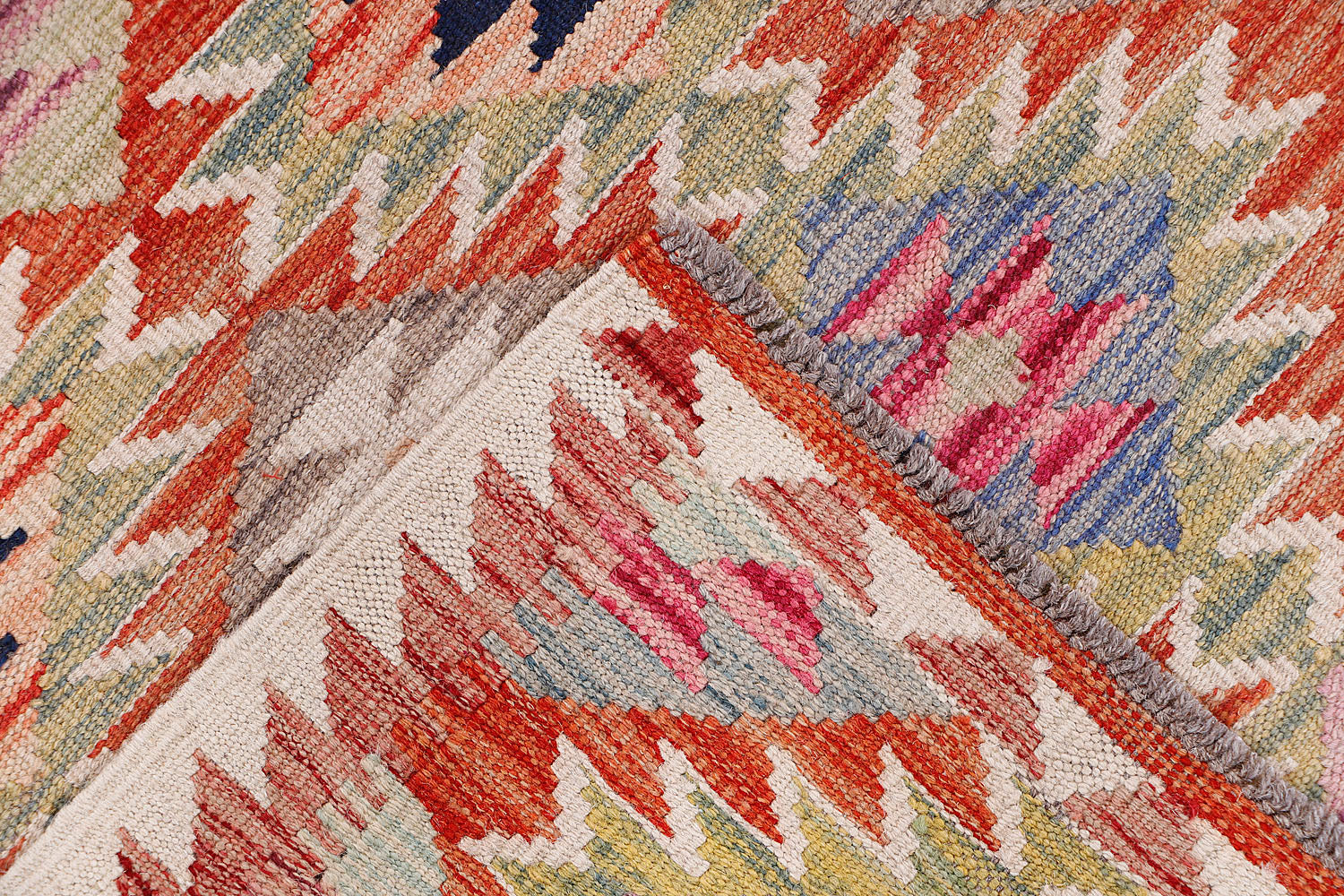 2' 6" x 4'  Multy Handmade Veggie Dye Kilim Rug Rectangular