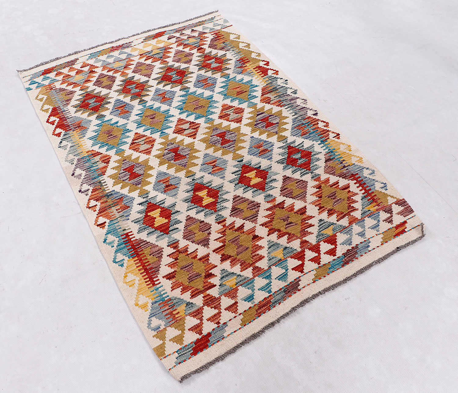 VEGGIE DYE KILIMS