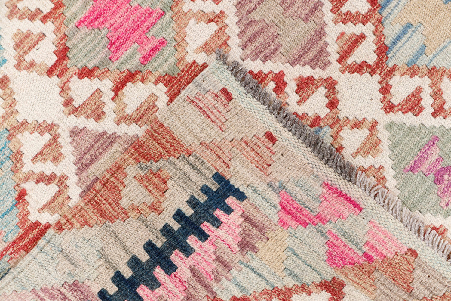VEGGIE DYE KILIMS