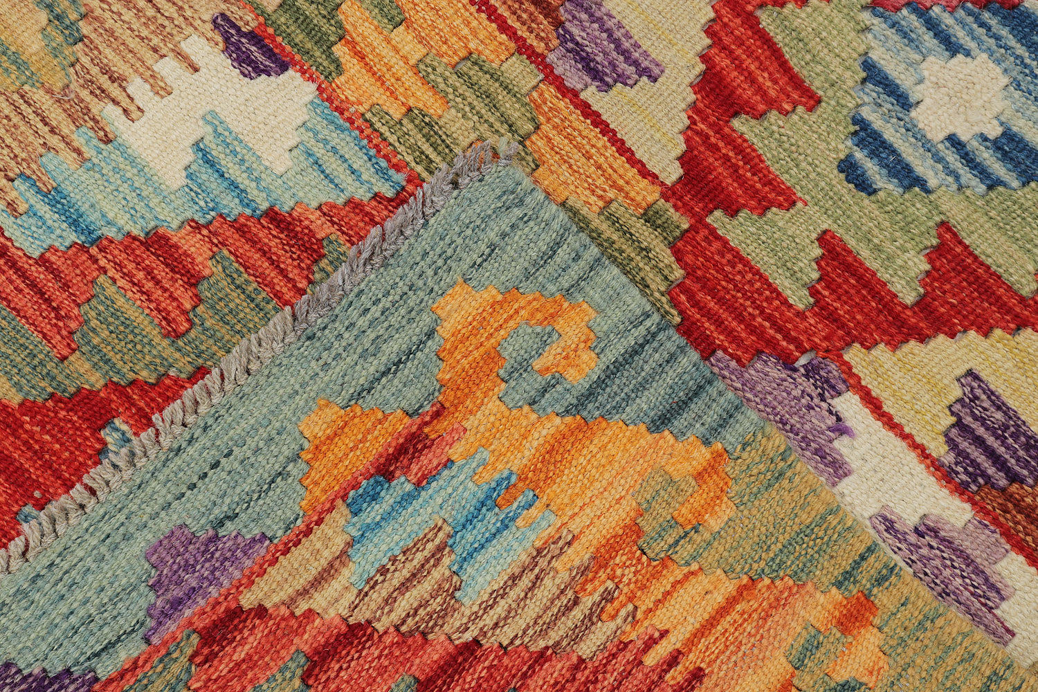 VEGGIE DYE KILIMS