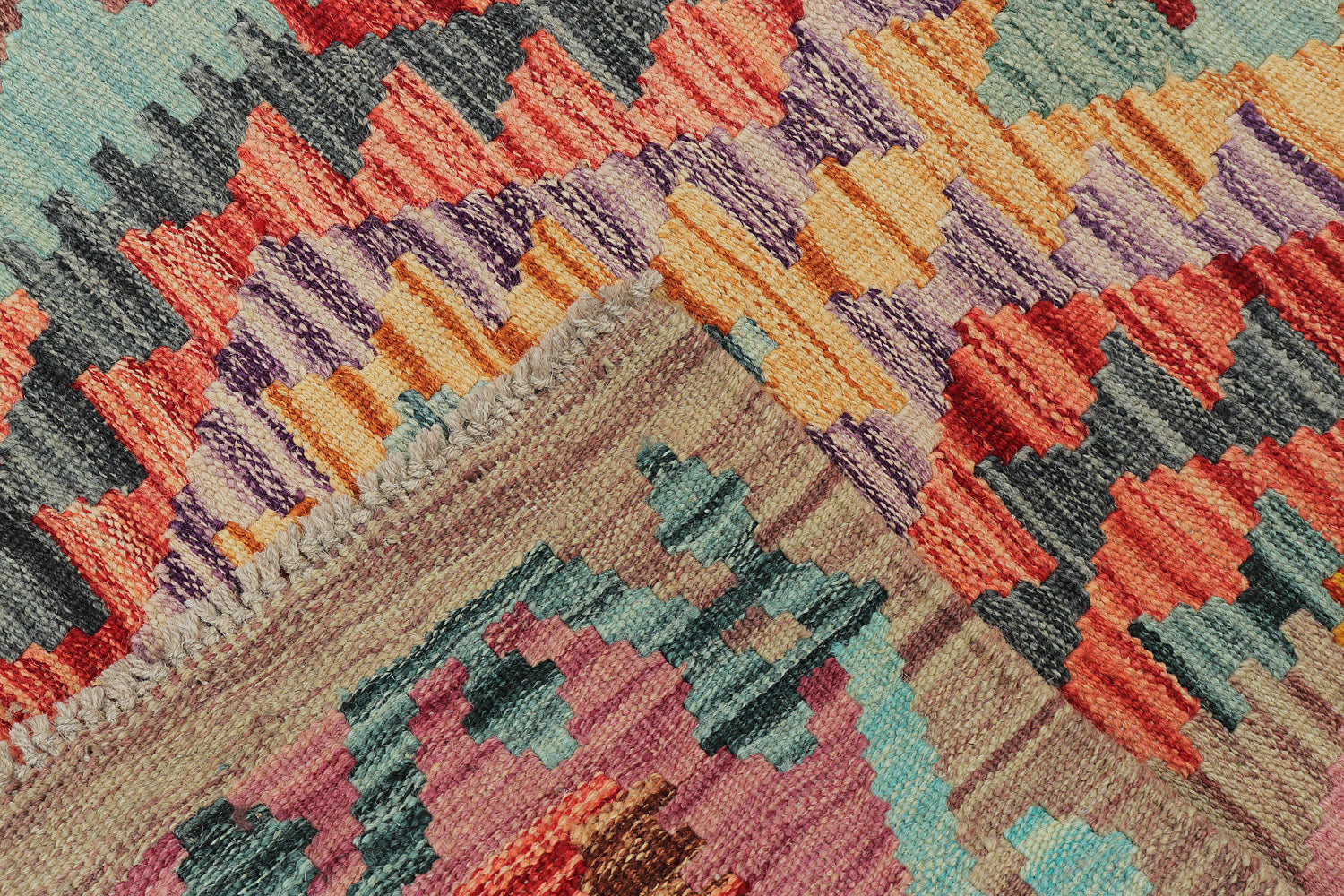 VEGGIE DYE KILIMS