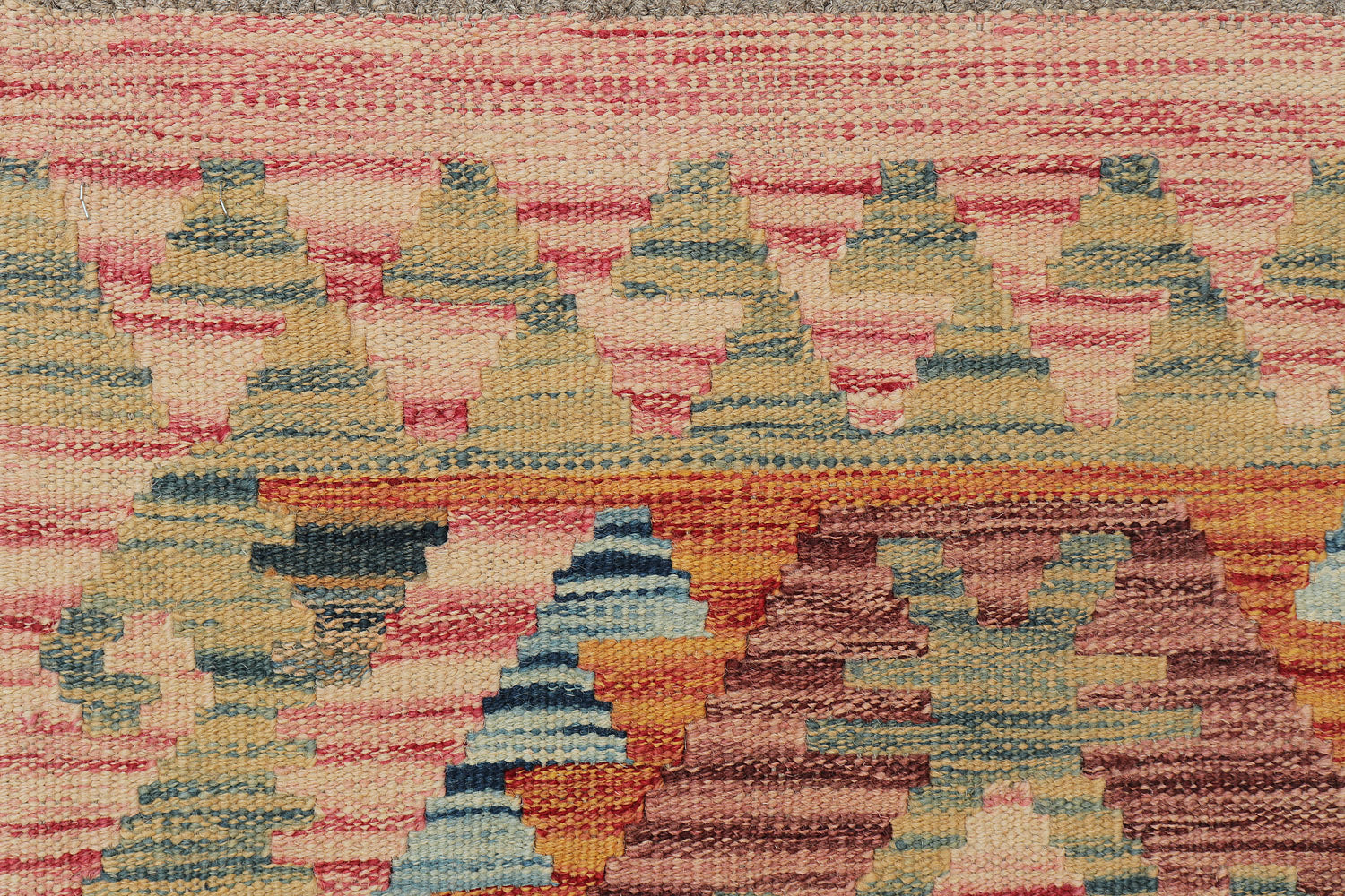 VEGGIE DYE KILIMS