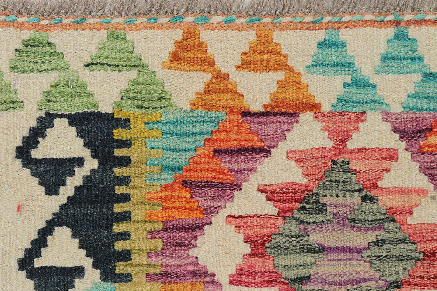 VEGGIE DYE KILIMS