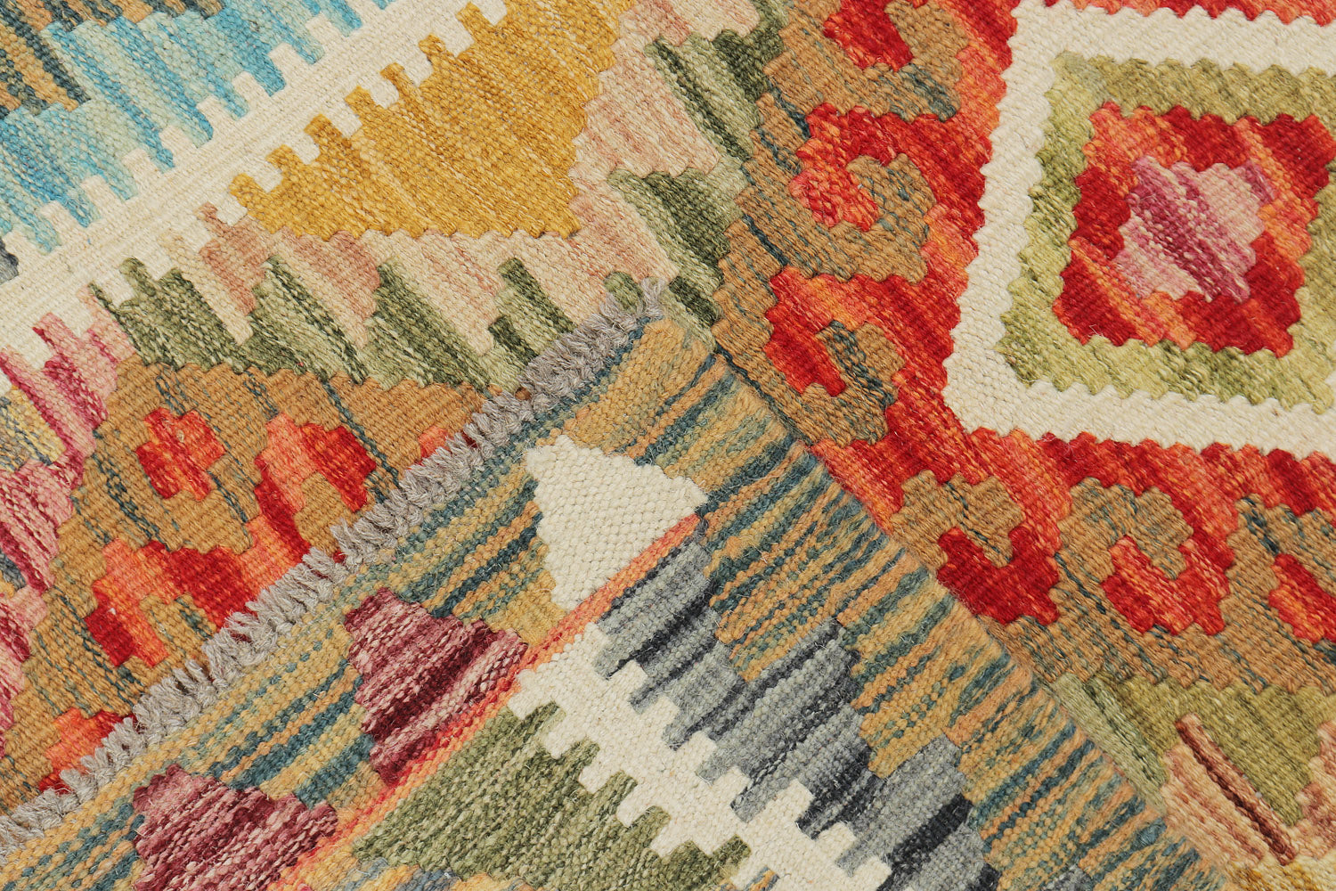 VEGGIE DYE KILIMS