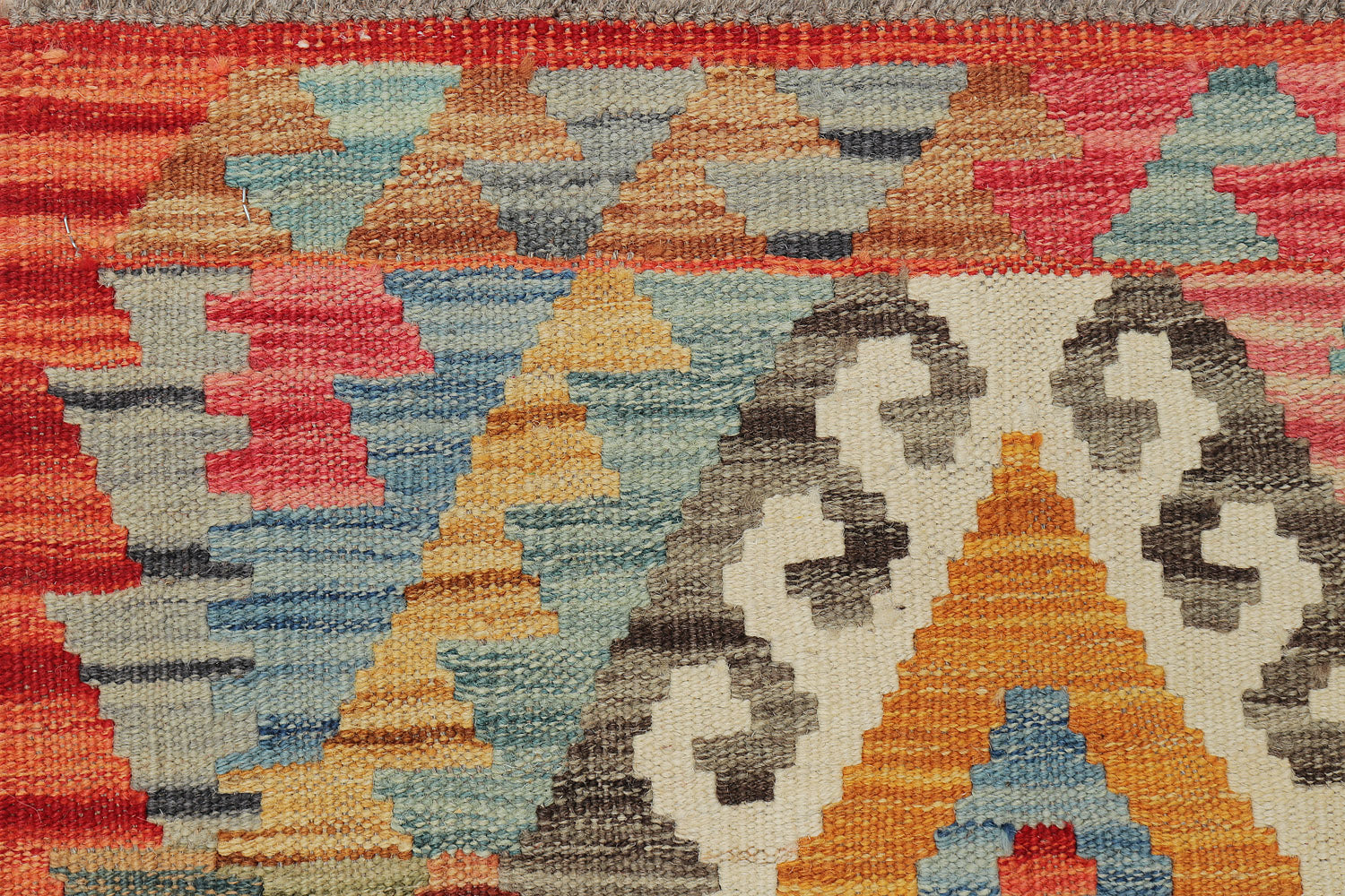 VEGGIE DYE KILIMS