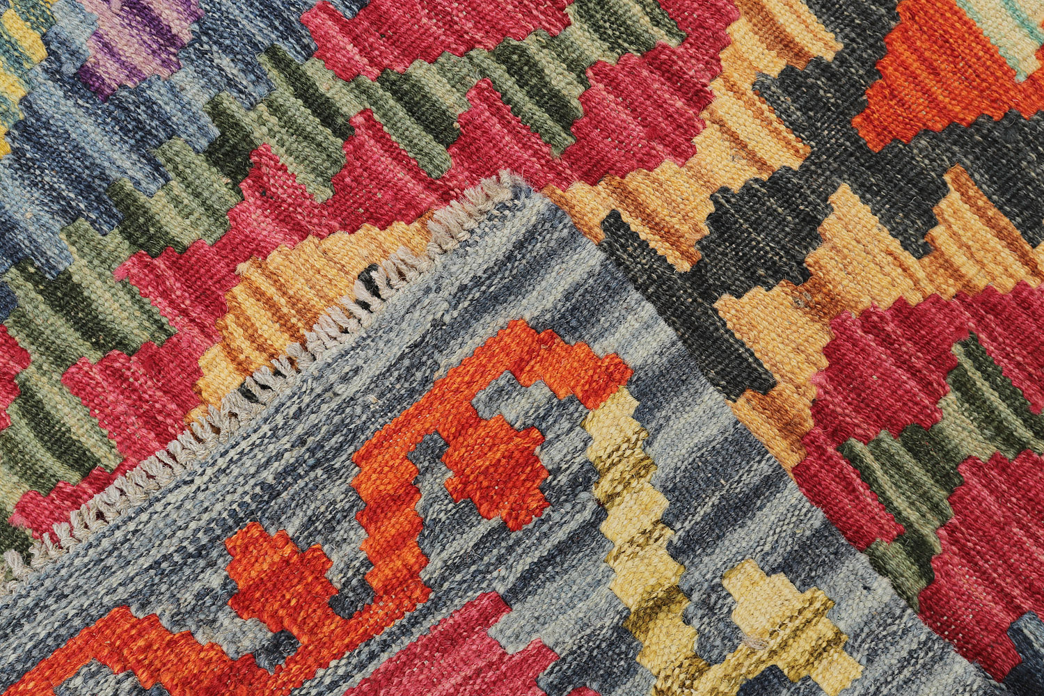 VEGGIE DYE KILIMS