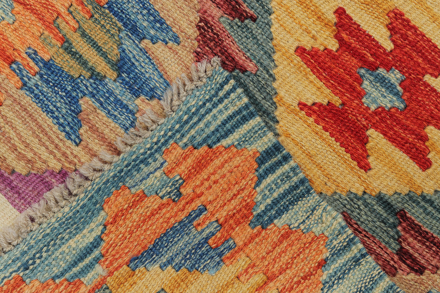 VEGGIE DYE KILIMS