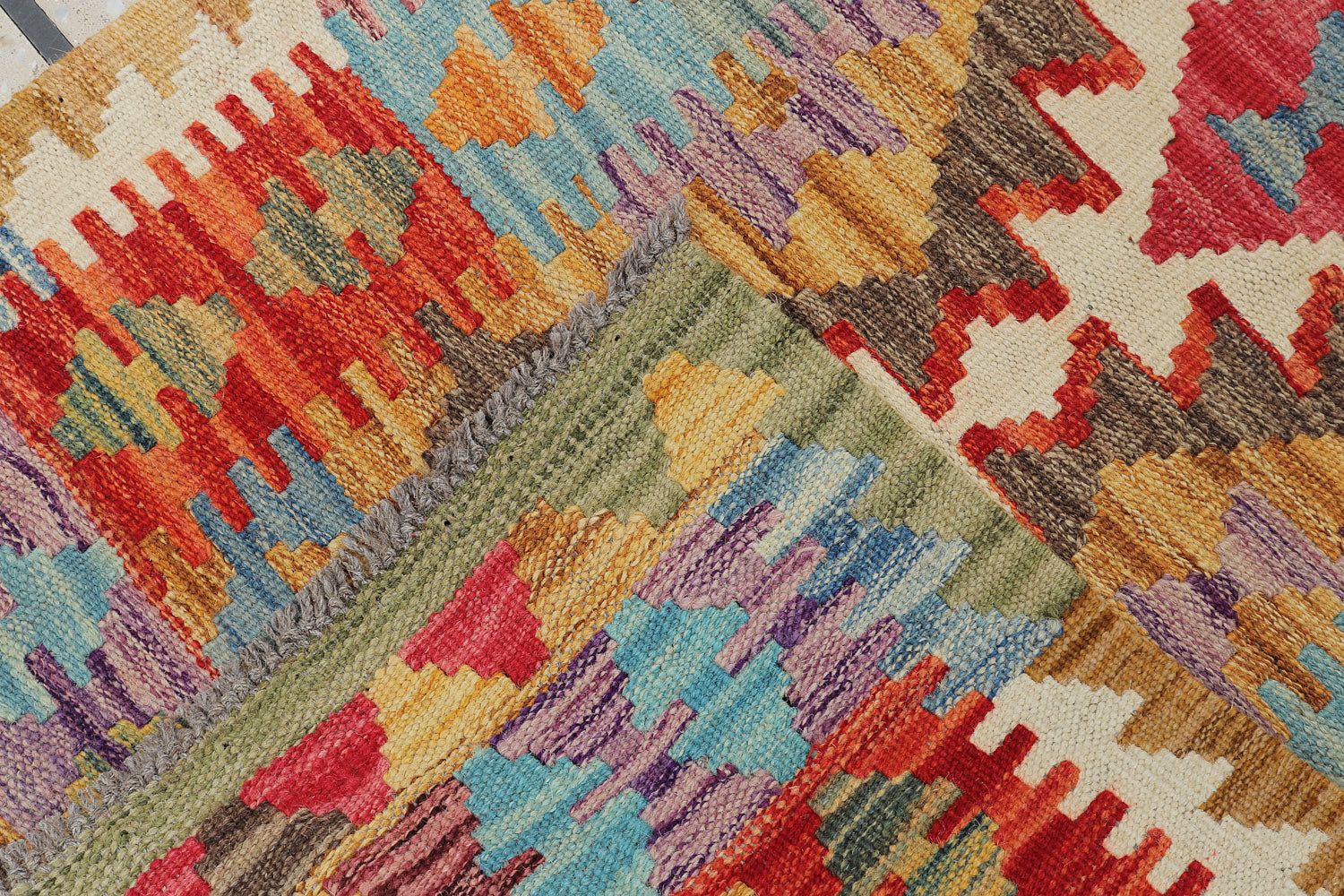 VEGGIE DYE KILIMS