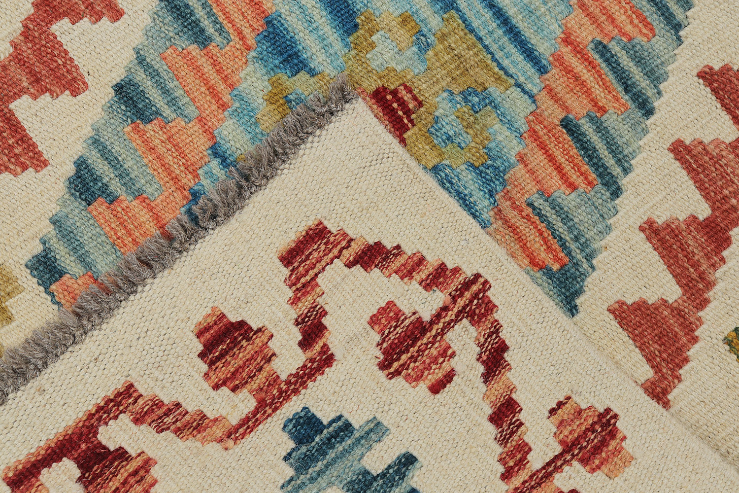 VEGGIE DYE KILIMS