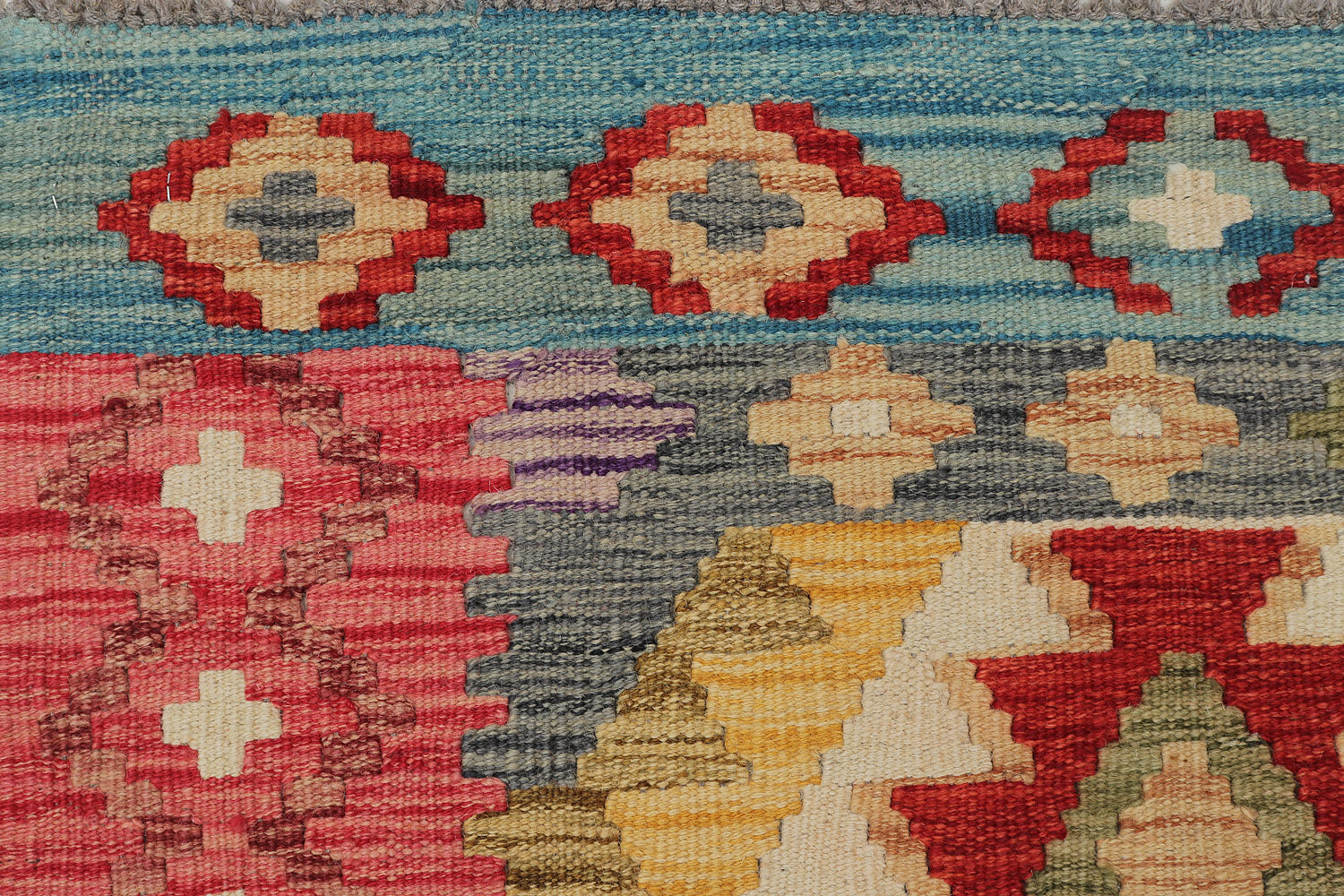 VEGGIE DYE KILIMS
