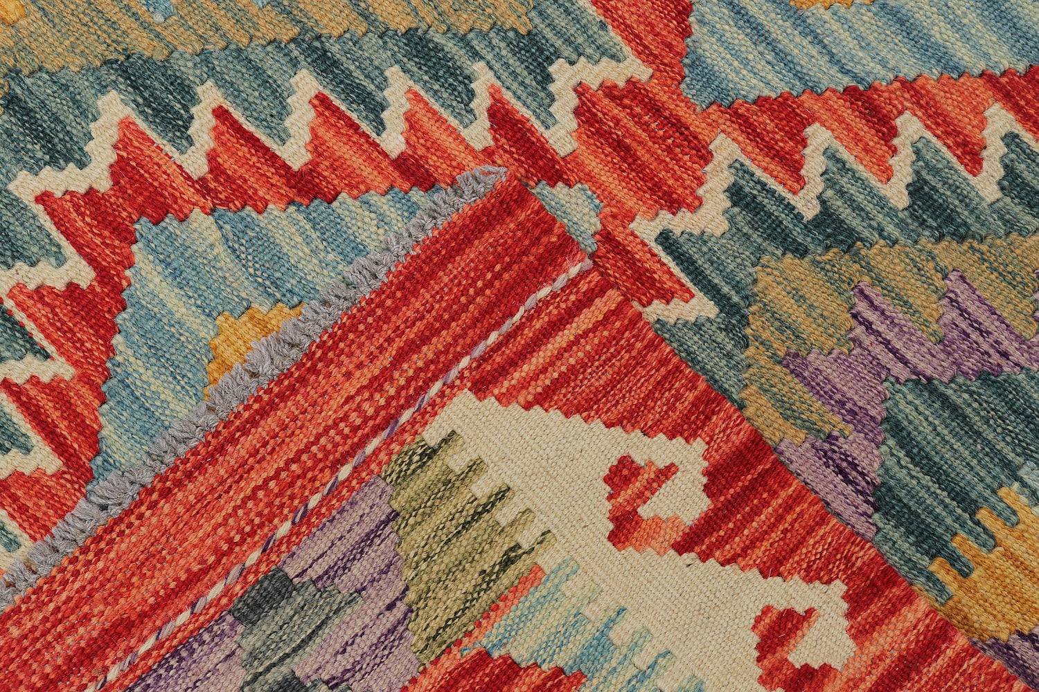 VEGGIE DYE KILIMS