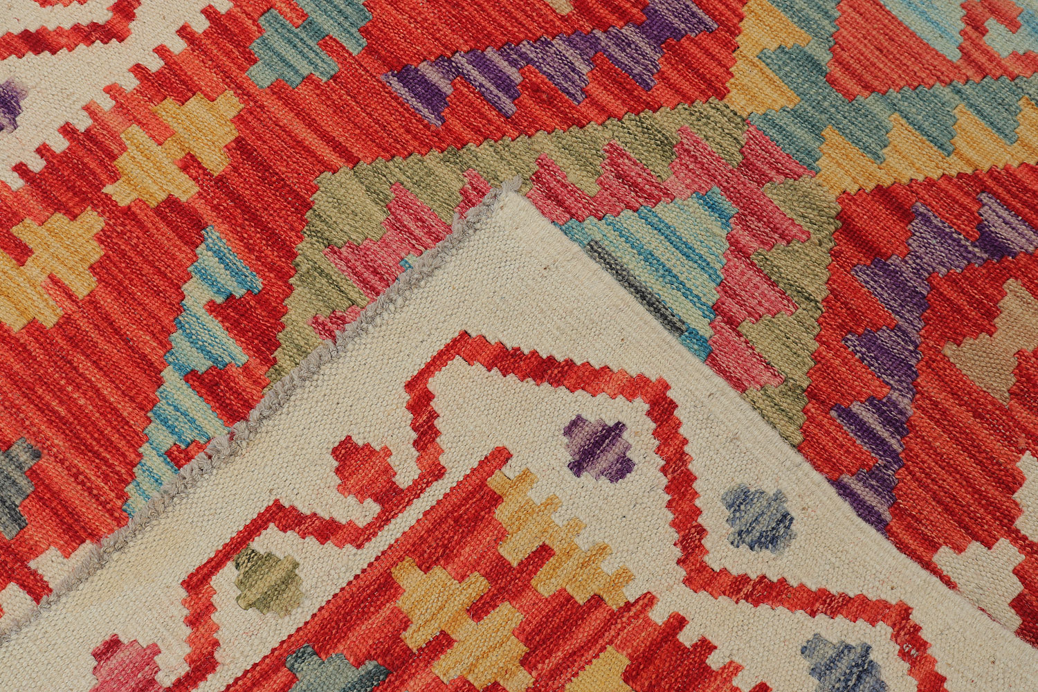 VEGGIE DYE KILIMS